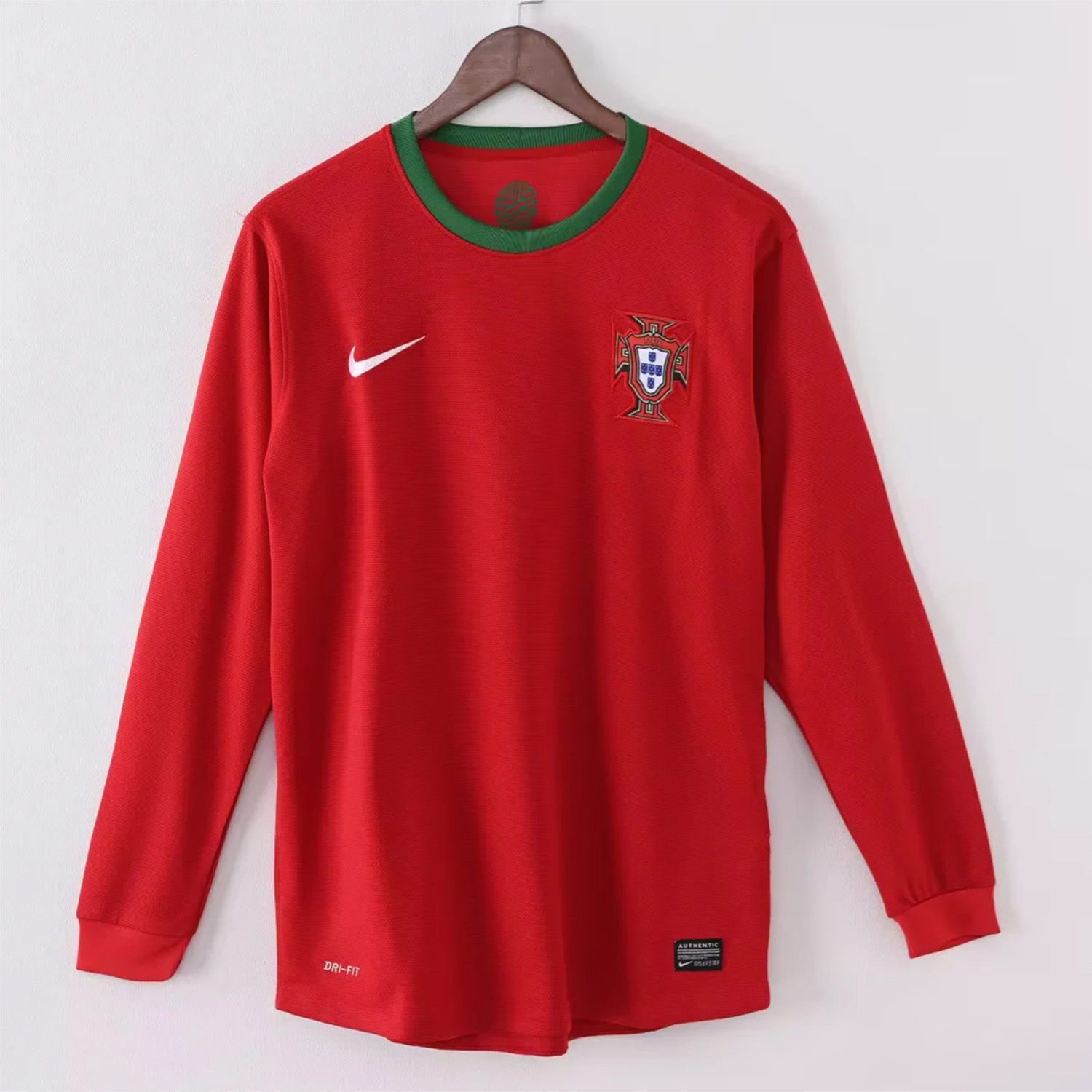 TKH-turbokithub-Retro Portugal 2012 Home Long Sleeves Jersey