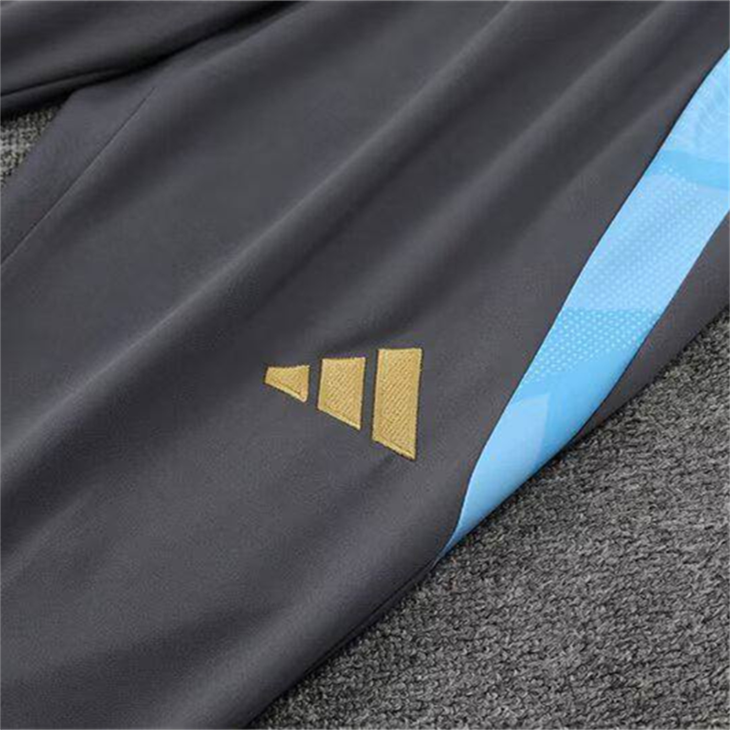 TKH-turbokithub-Argentina 25-26 Kids Long Sleeve Training Set - Gold Top and Grey Pants