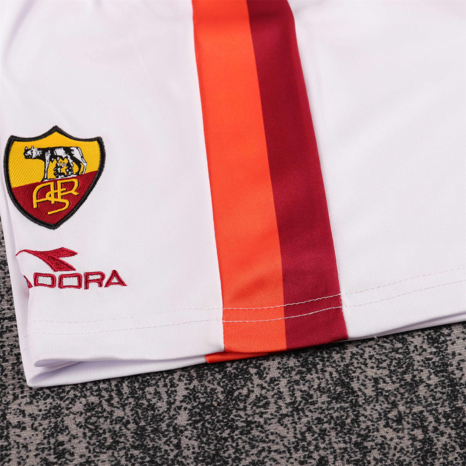 TKH-turbokithub-Retro Roma 1998-99 Home Kids Kit