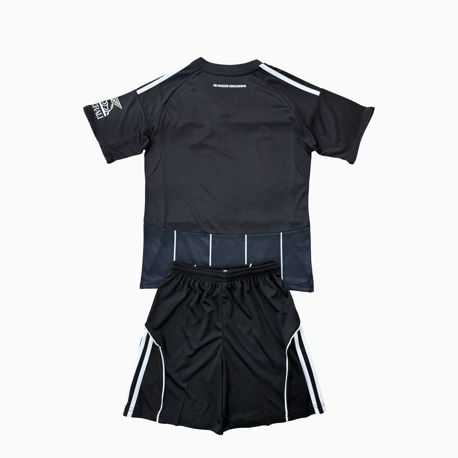 TKH-turbokithub-Frankfurt 25-26 Champions League Home Kids Kit