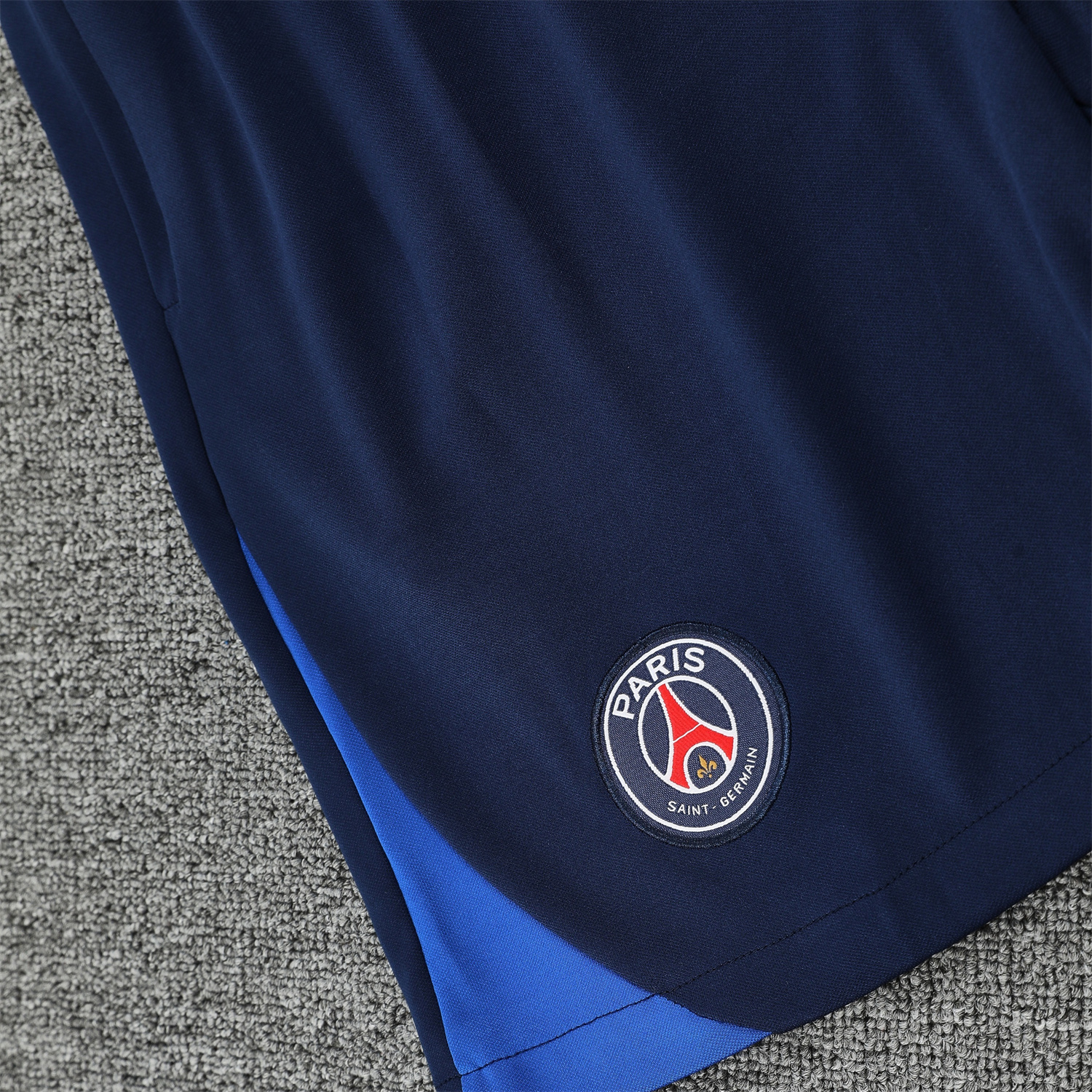 TKH-turbokithub-Paris Saint-Germain PSG 25-26 Vest Training Set - Red And Blue Lines Vest & Blue Shorts