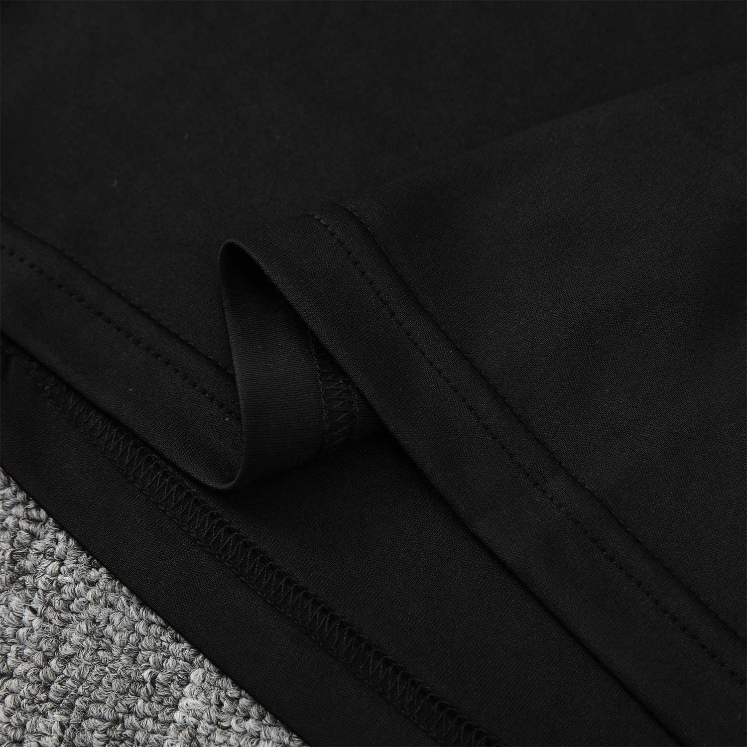 TKH-turbokithub-Manchester United 25-26 Vest Training Set - Black And Light Grey Vest & Black Shorts