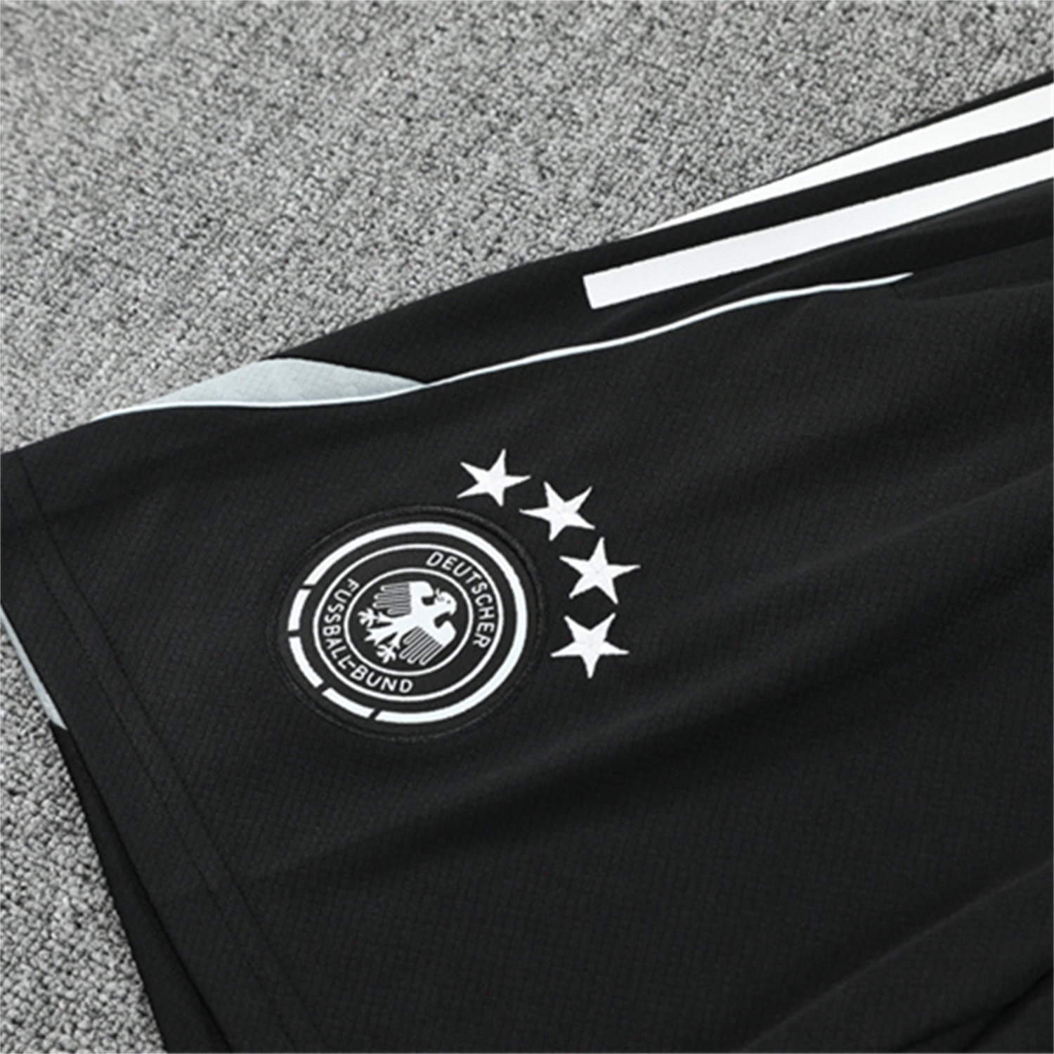 TKH-turbokithub-Germany 25-26 Kids Short-Sleeve Training Set - Black Short Sleeve & Black Shorts