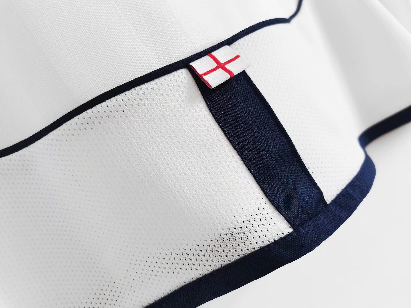TKH-turbokithub-Retro England 2002 Home Stadium Jersey