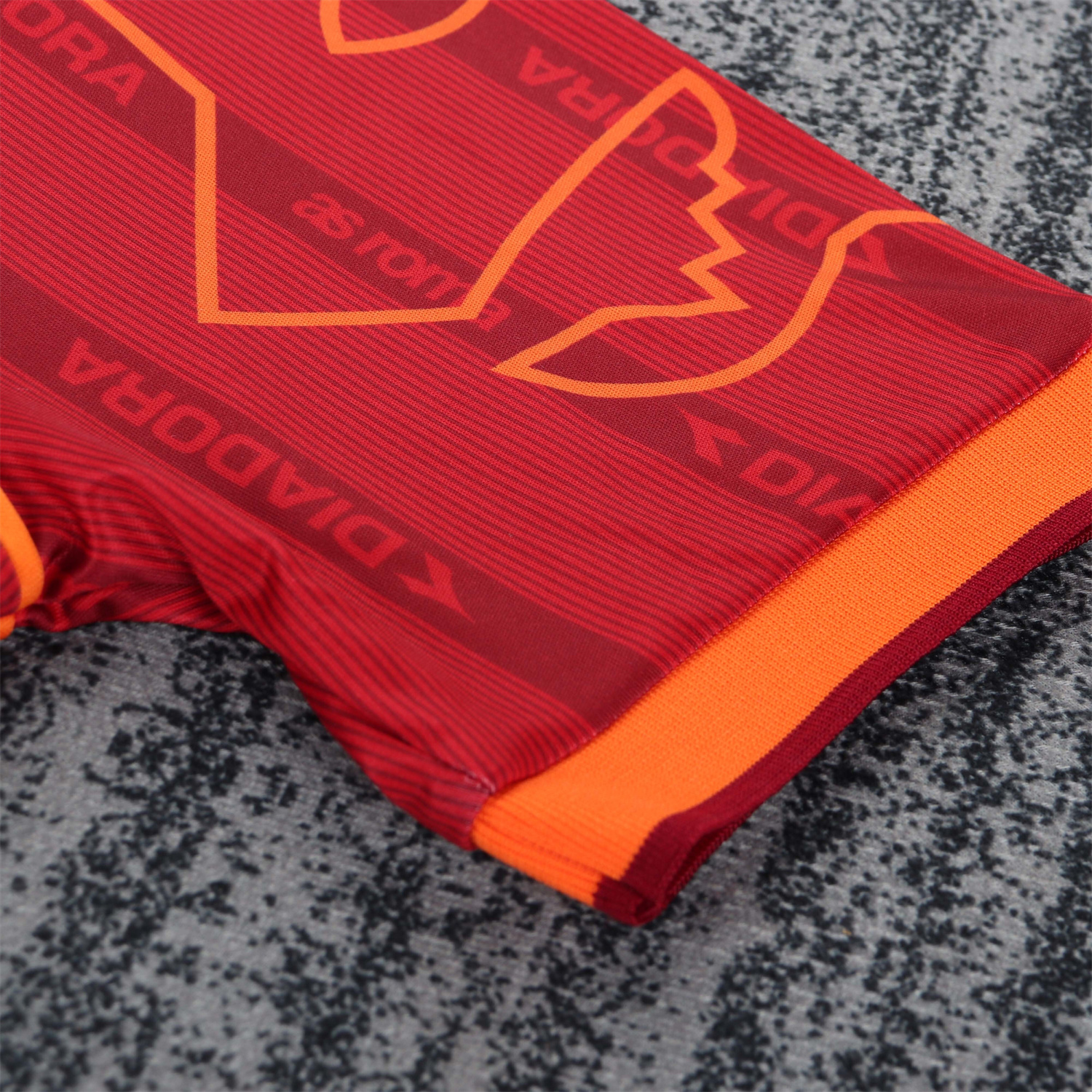 TKH-turbokithub-Retro Roma 1999-00 Home Kids Kit