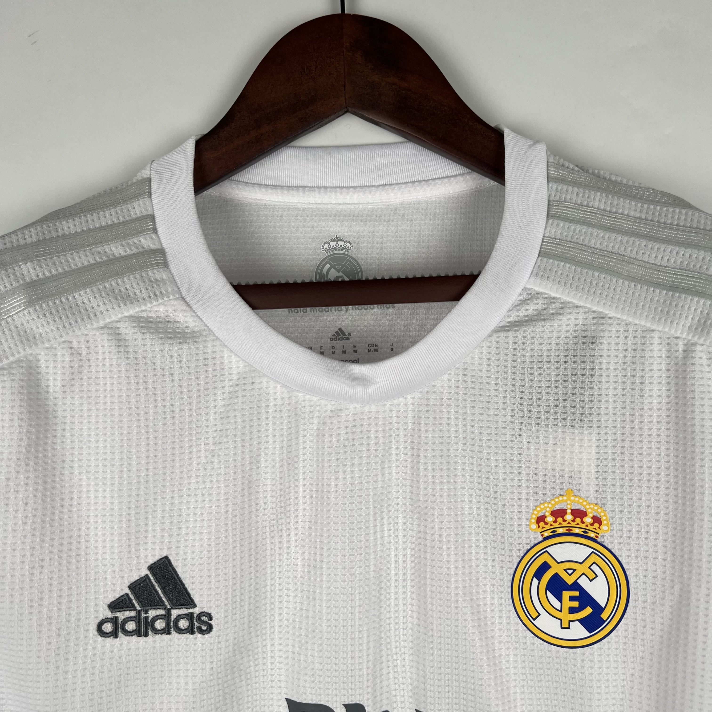 TKH-turbokithub-Retro Real Madrid 15-16 Home Stadium Long Sleeve Jersey