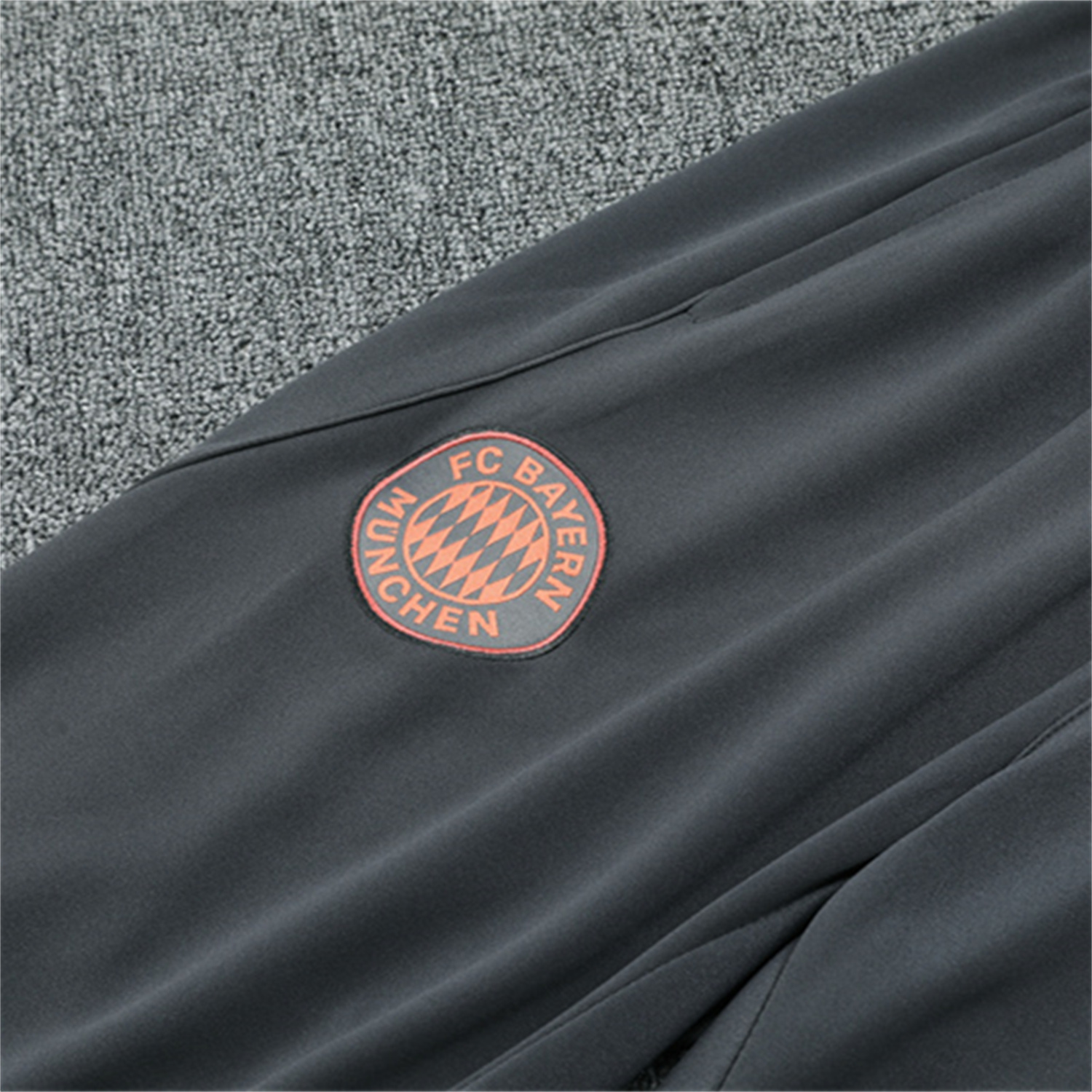 TKH-turbokithub-Bayern Munich 25-26 Long Sleeves Training Set - Orange Top & Gray Pants