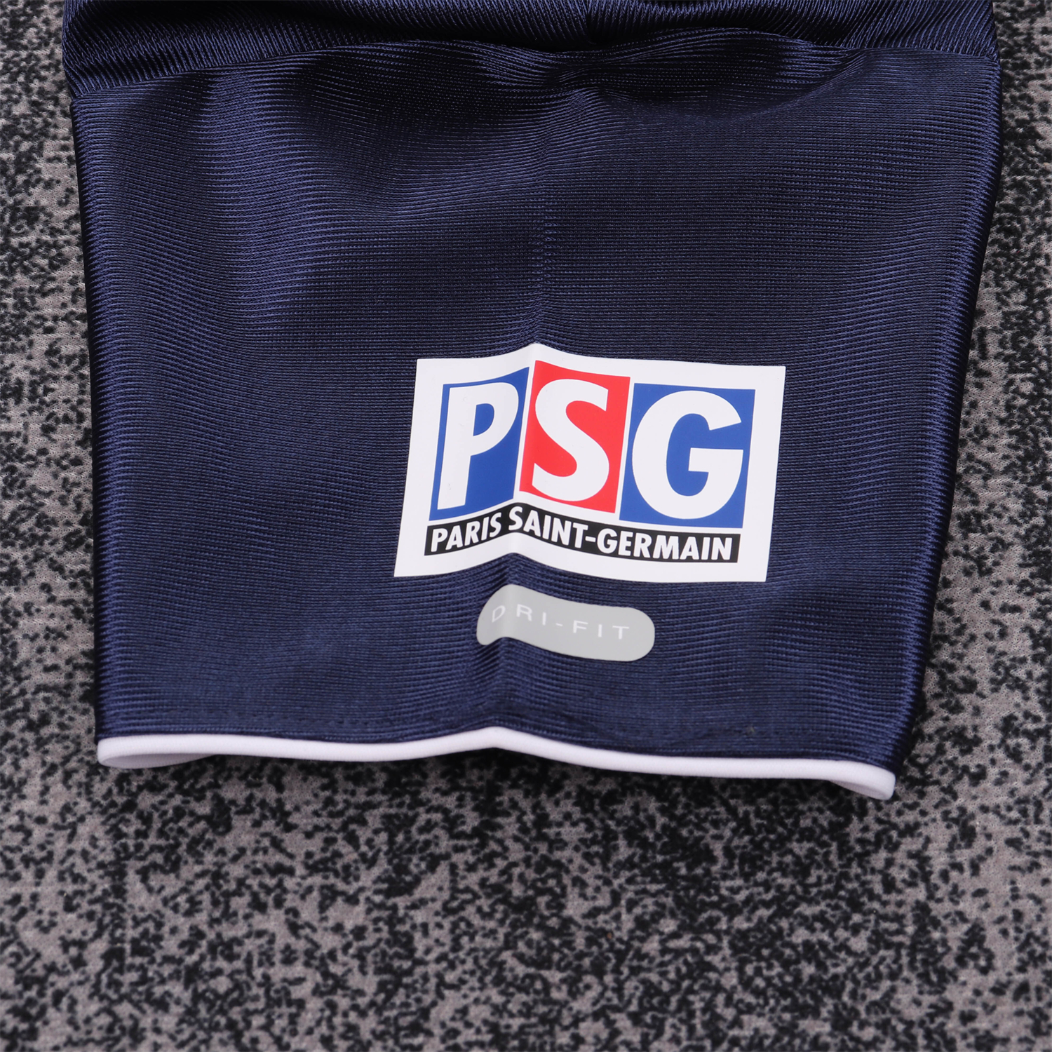 TKH-turbokithub-Retro Paris Saint-Germain PSG 2001-02 Home Kids Kit