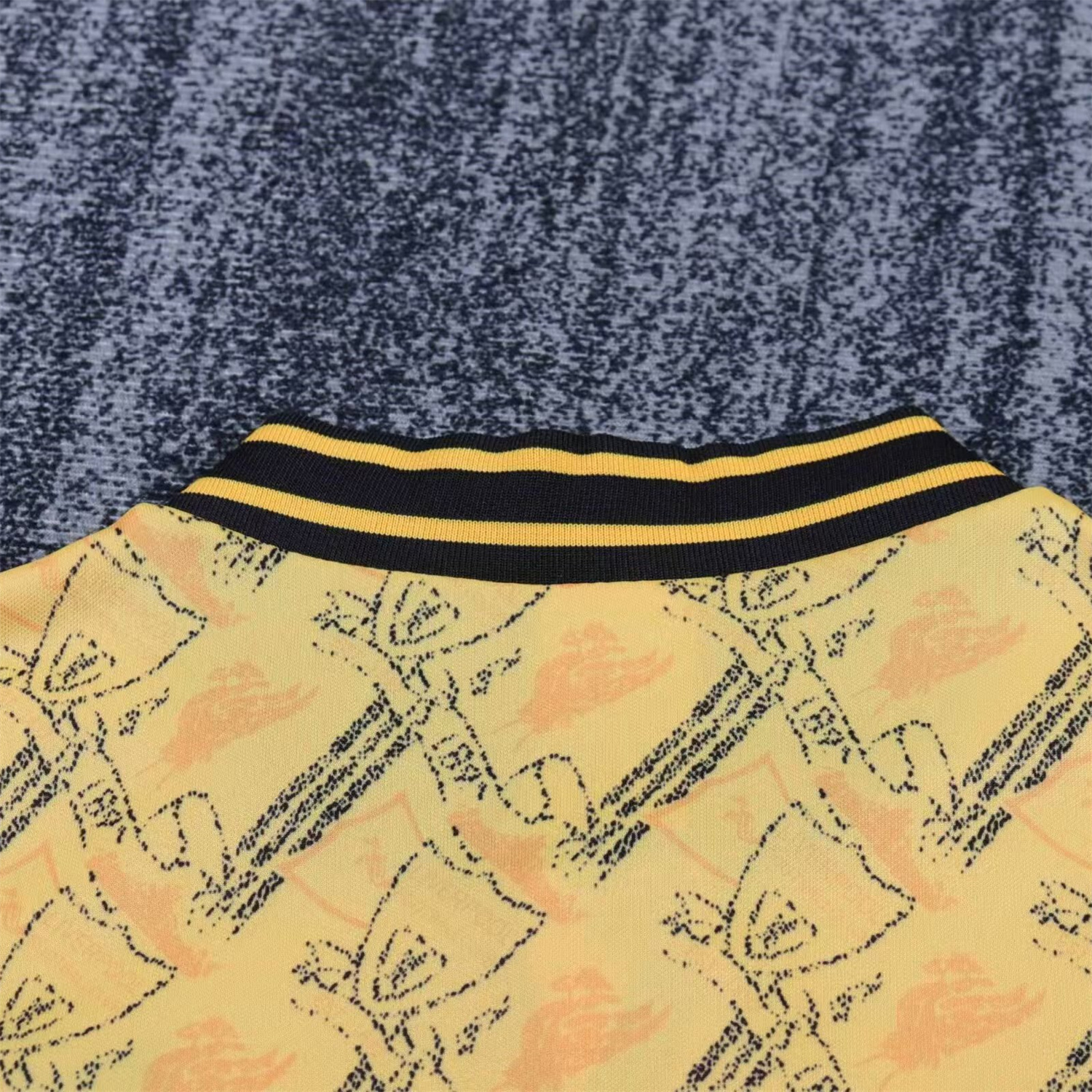 TKH-turbokithub-Retro Liver.pool 1994-96 Third Kids Kit