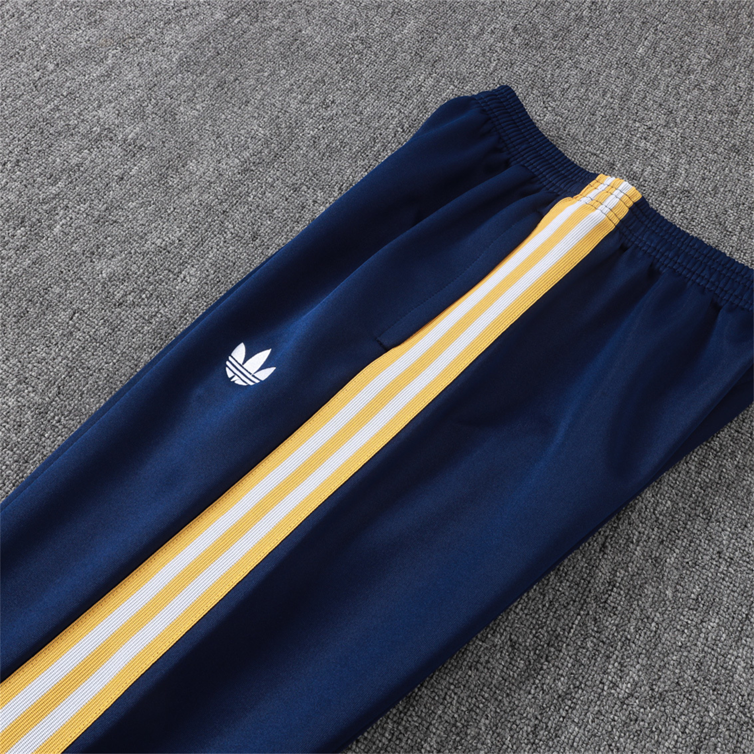 TKH-turbokithub-Real Madrid 26-27 Long Sleeves Training Set - Dark Blue Top And Pants