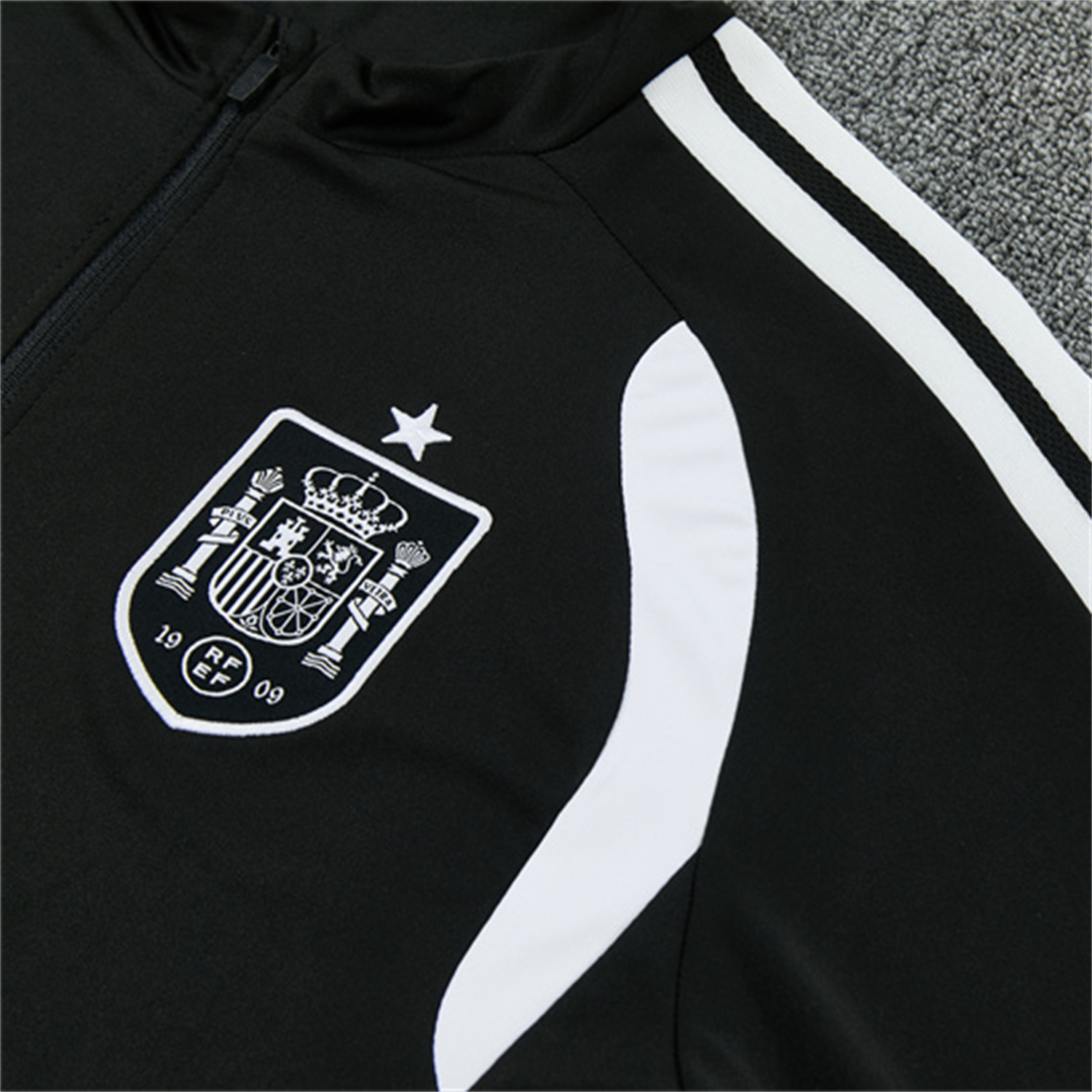TKH-turbokithub-Spain 2026 Long Sleeve Training Set - Black Top & Black Pants