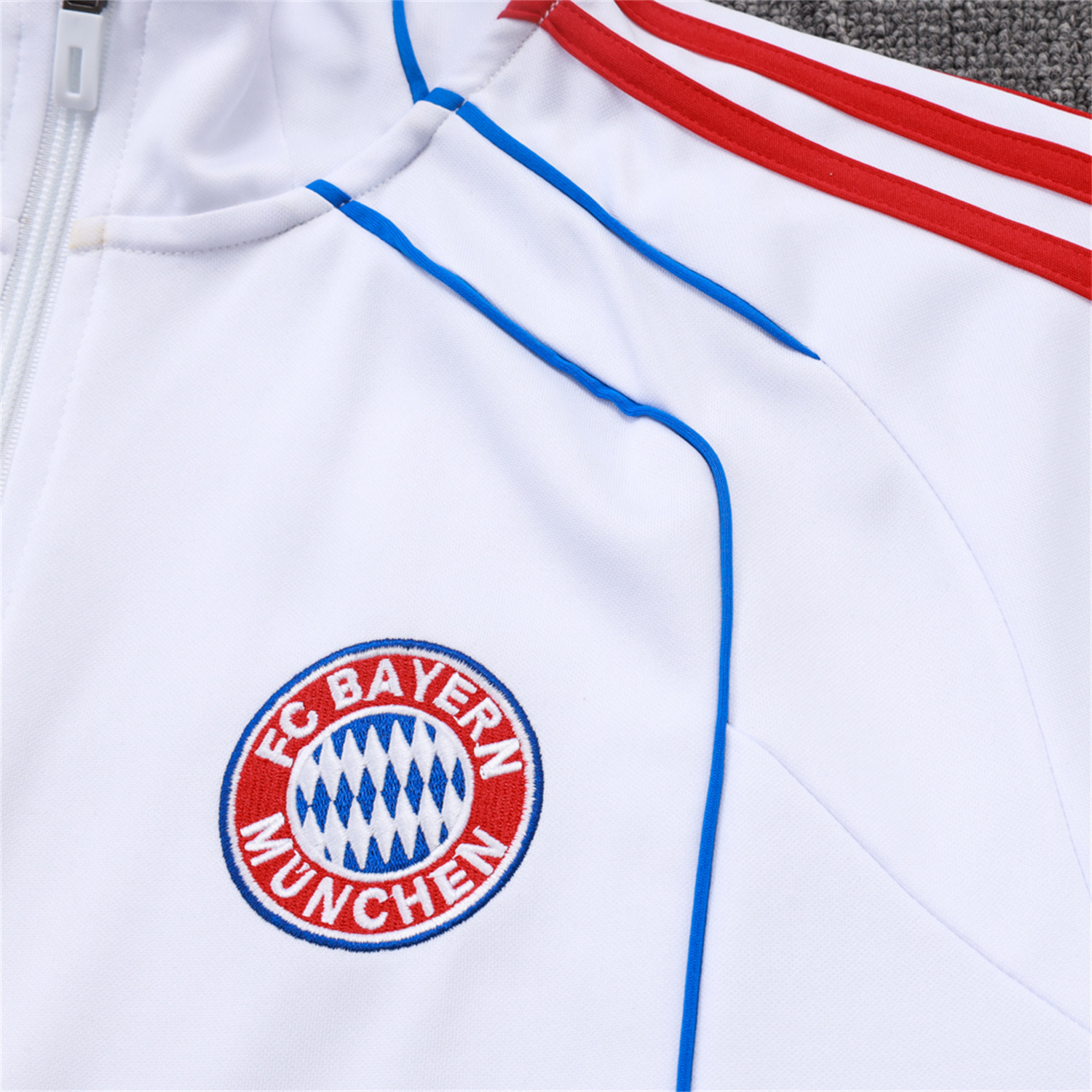 TKH-turbokithub-Bayern Munich 25-26 Jacket Training Tracksuit - White Throwback Jackets & Grey Pants