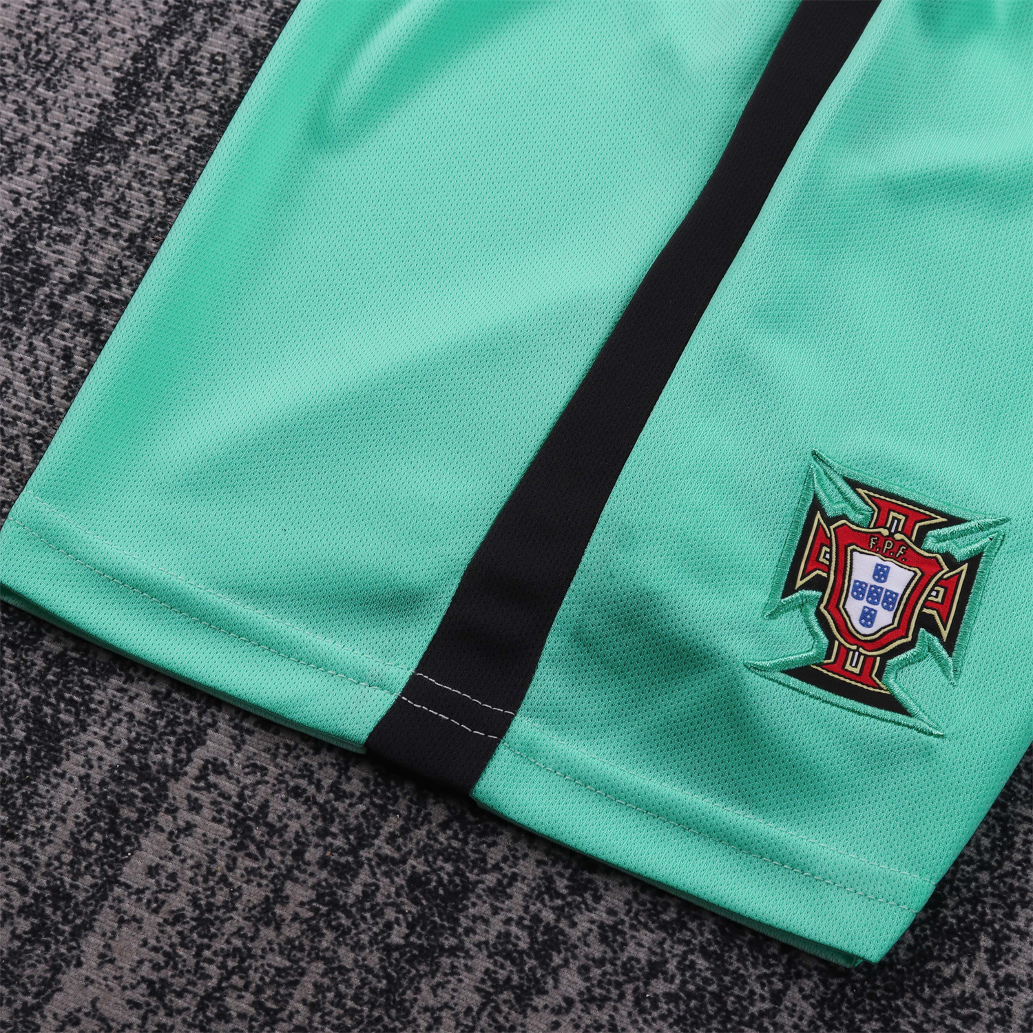 TKH-turbokithub-Retro Portugal 2016 Away Kids Kit