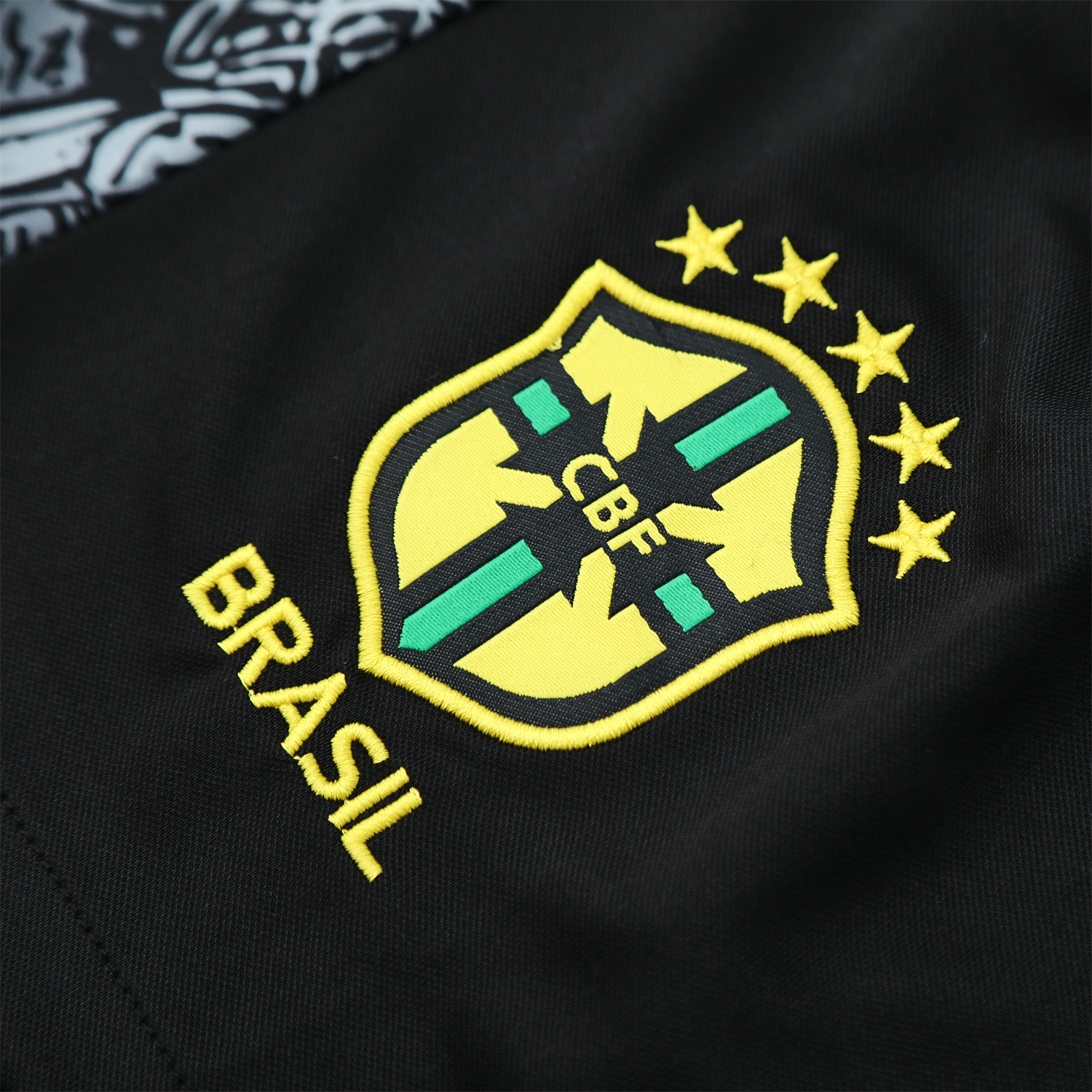 TKH-turbokithub-Brazil 25-26 Gray Jesus Statue Short-Sleeve Training Set - Gray Top & Black Shorts