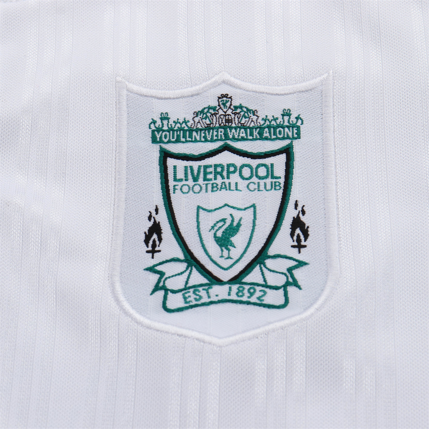 TKH-turbokithub-Retro Liver.pool 1995-96 Away White And Green Kids Kit