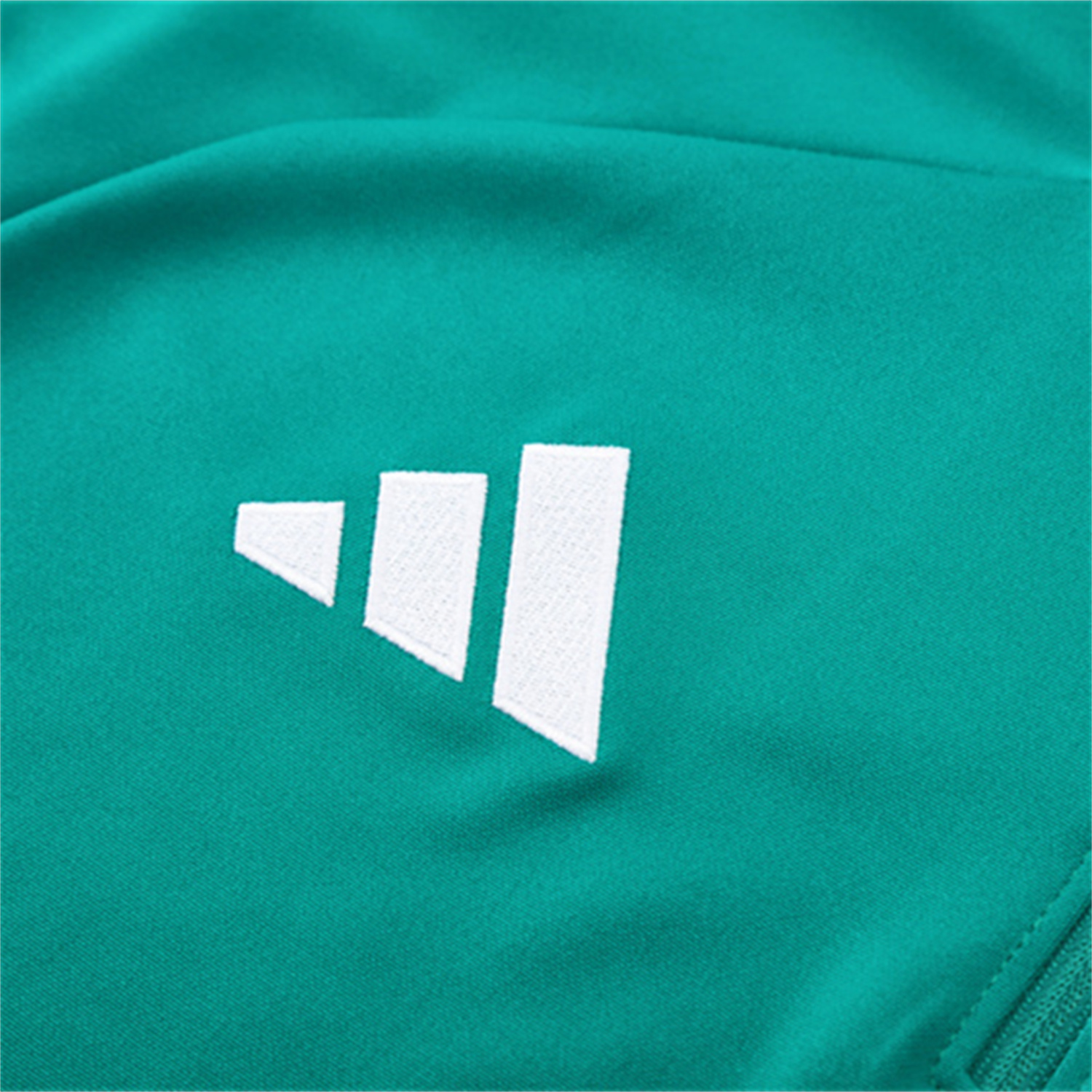 TKH-turbokithub-Liver.pool 25-26 Long Sleeve Training Set - Green Top & Black Pants