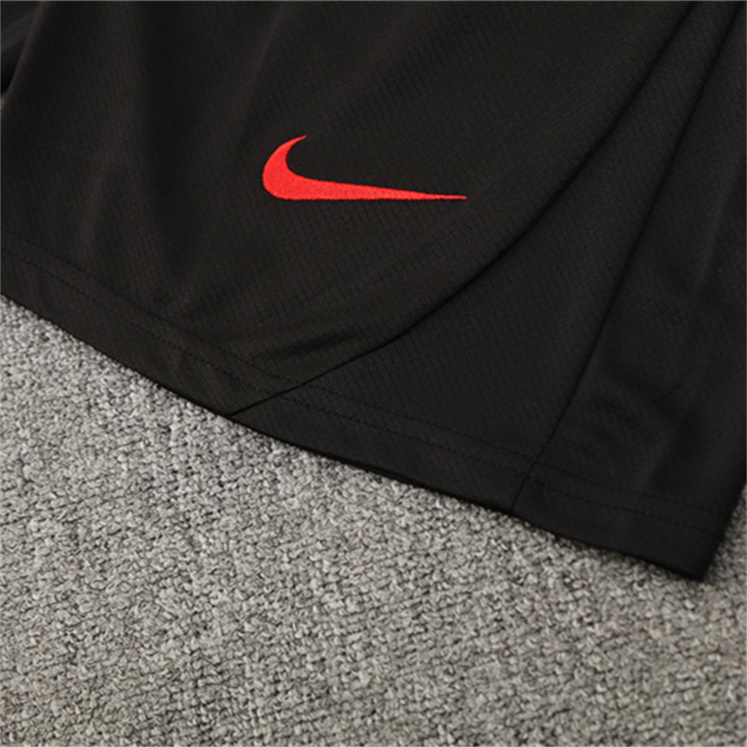 TKH-turbokithub-Paris Saint-Germain PSG 25-26 Short-Sleeve Training Set - White Edge Black Top & Black Shorts