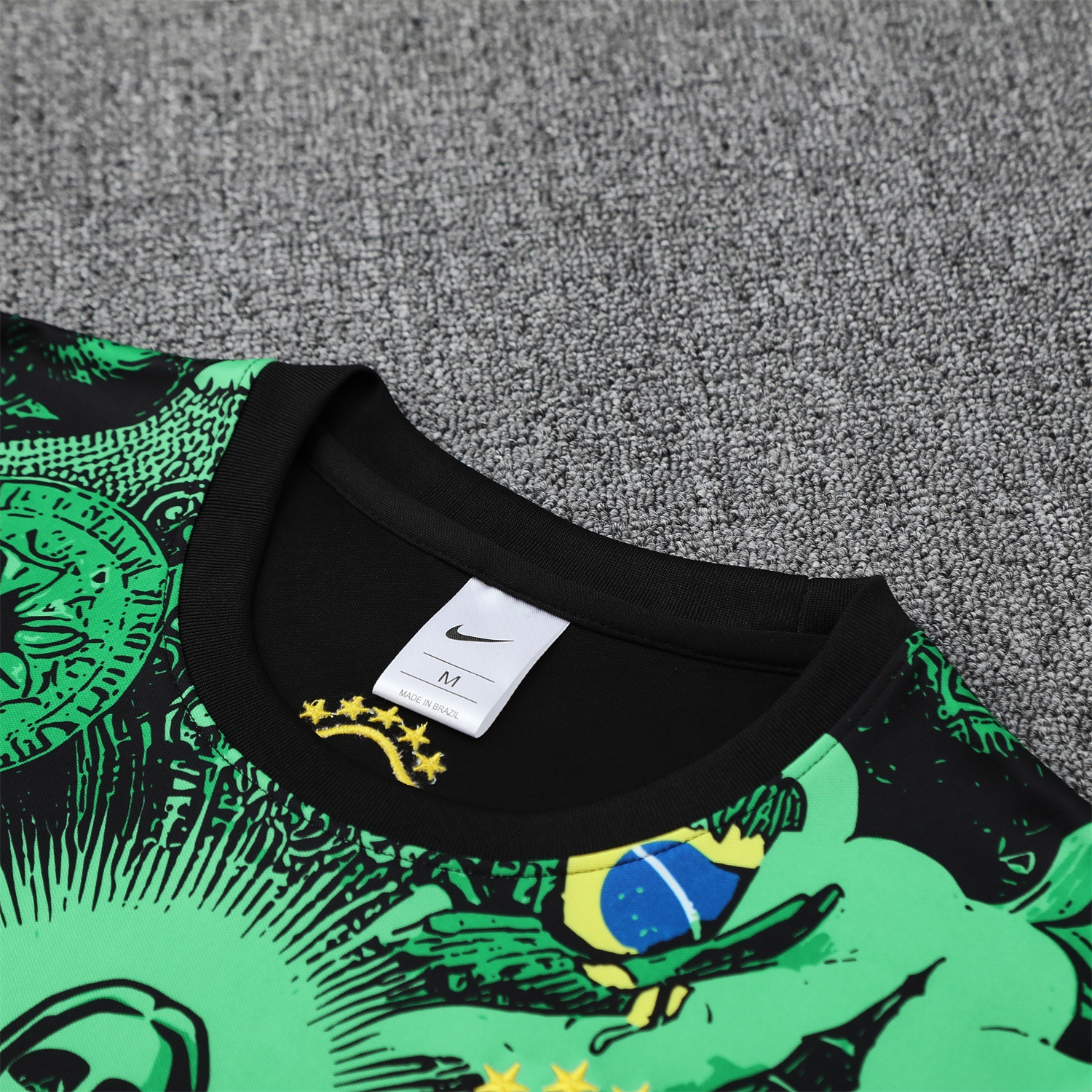 TKH-turbokithub-Brazil 25-26 Green Jesus Statue Short-Sleeve Training Set - Green Top & Black Shorts