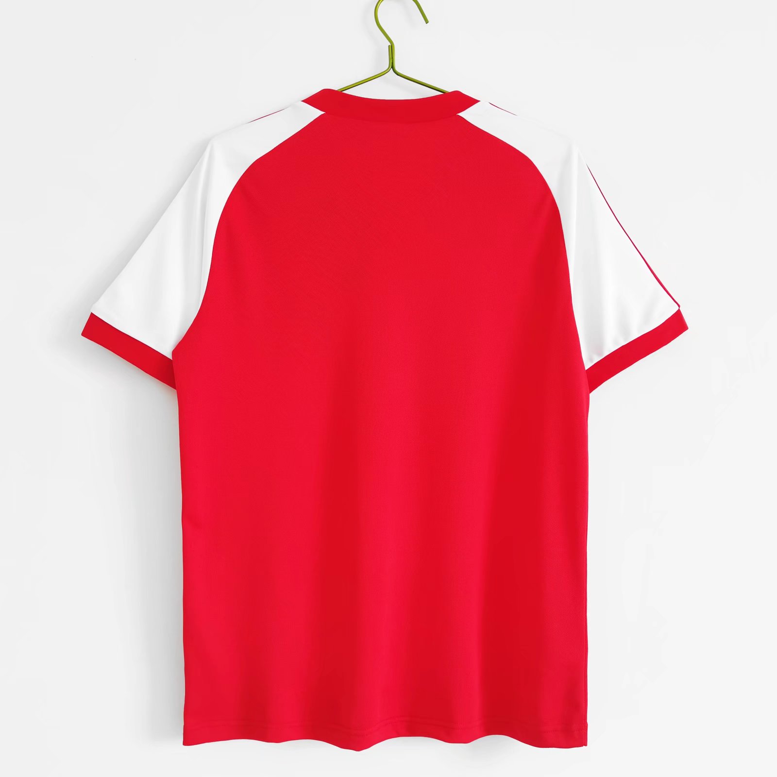 TKH-turbokithub-Retro Wales 1982 Home Stadium Jersey