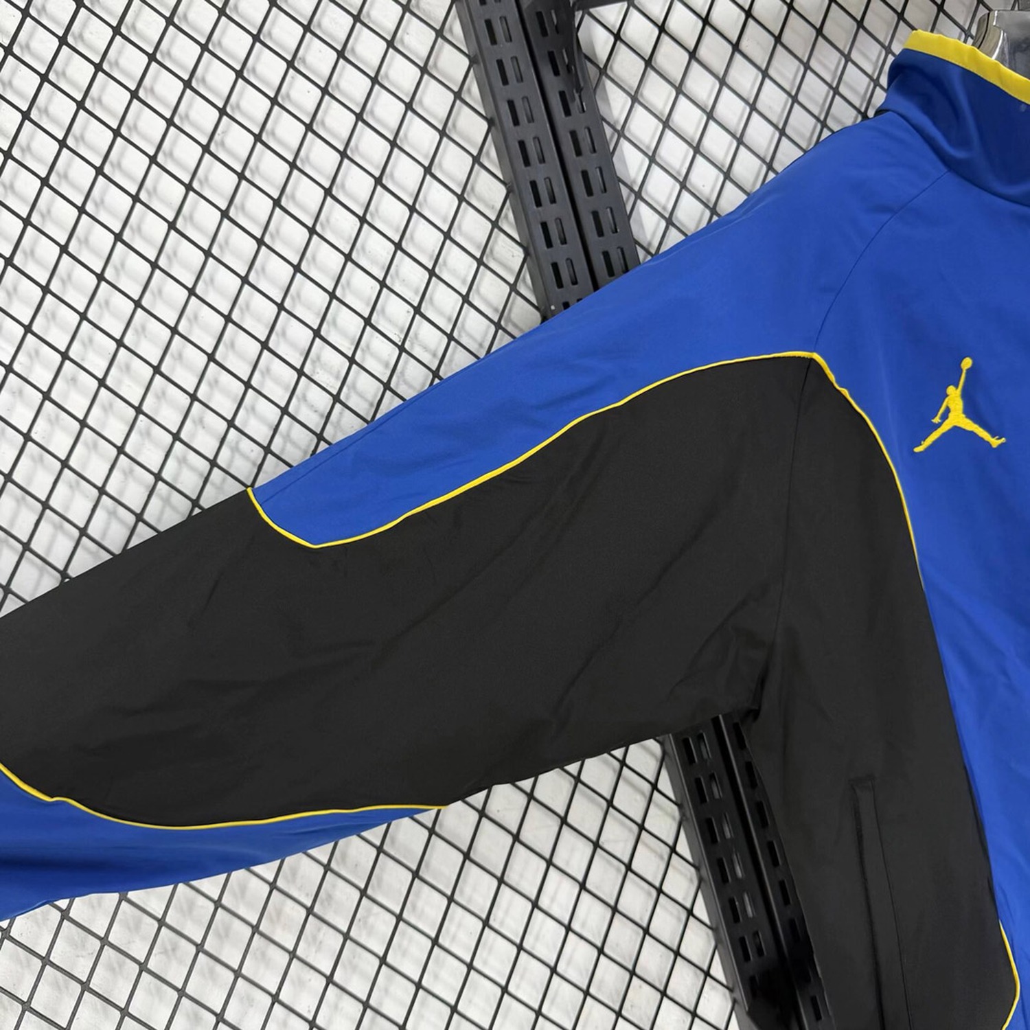 TKH-turbokithub-Brazil 2026 Away Blue With Black Windbreaker