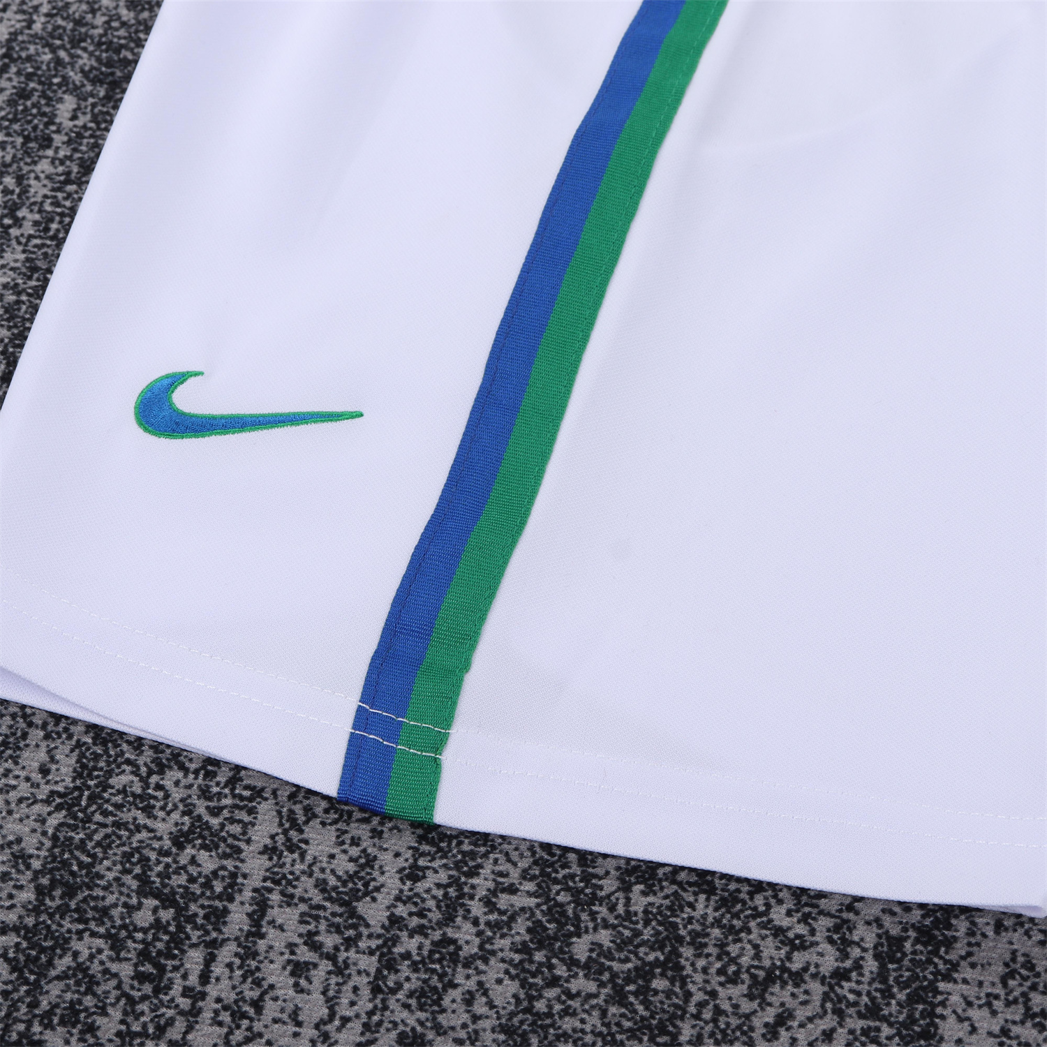 TKH-turbokithub-Retro Brazil 1997 Away Kids Kit