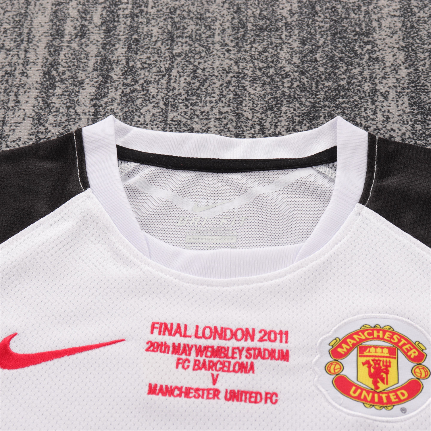 TKH-turbokithub-Retro Manchester United 2010-11 Away Kids Kit - Champions League Version