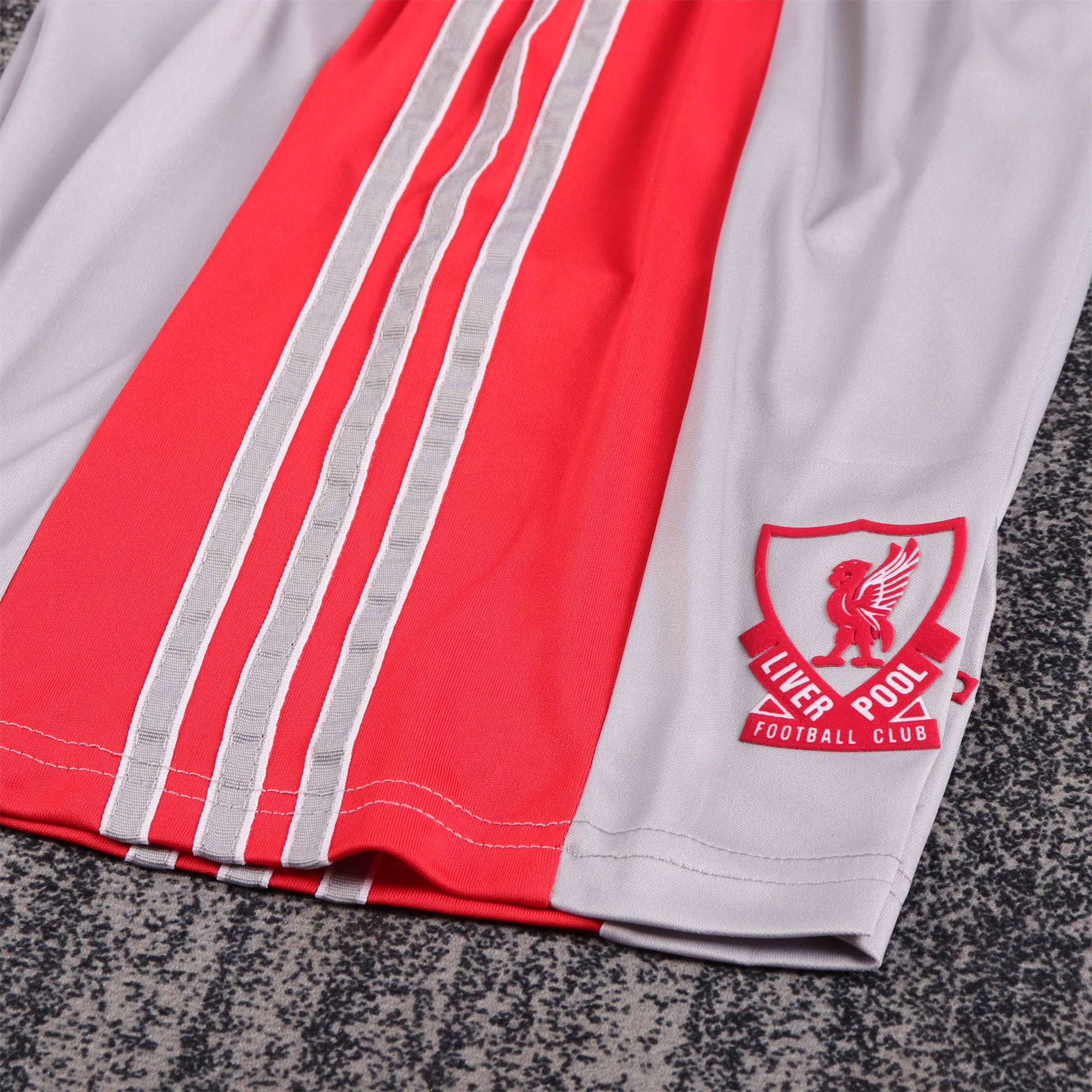 TKH-turbokithub-Retro Liver.pool 1989-91 Away Kids Kit
