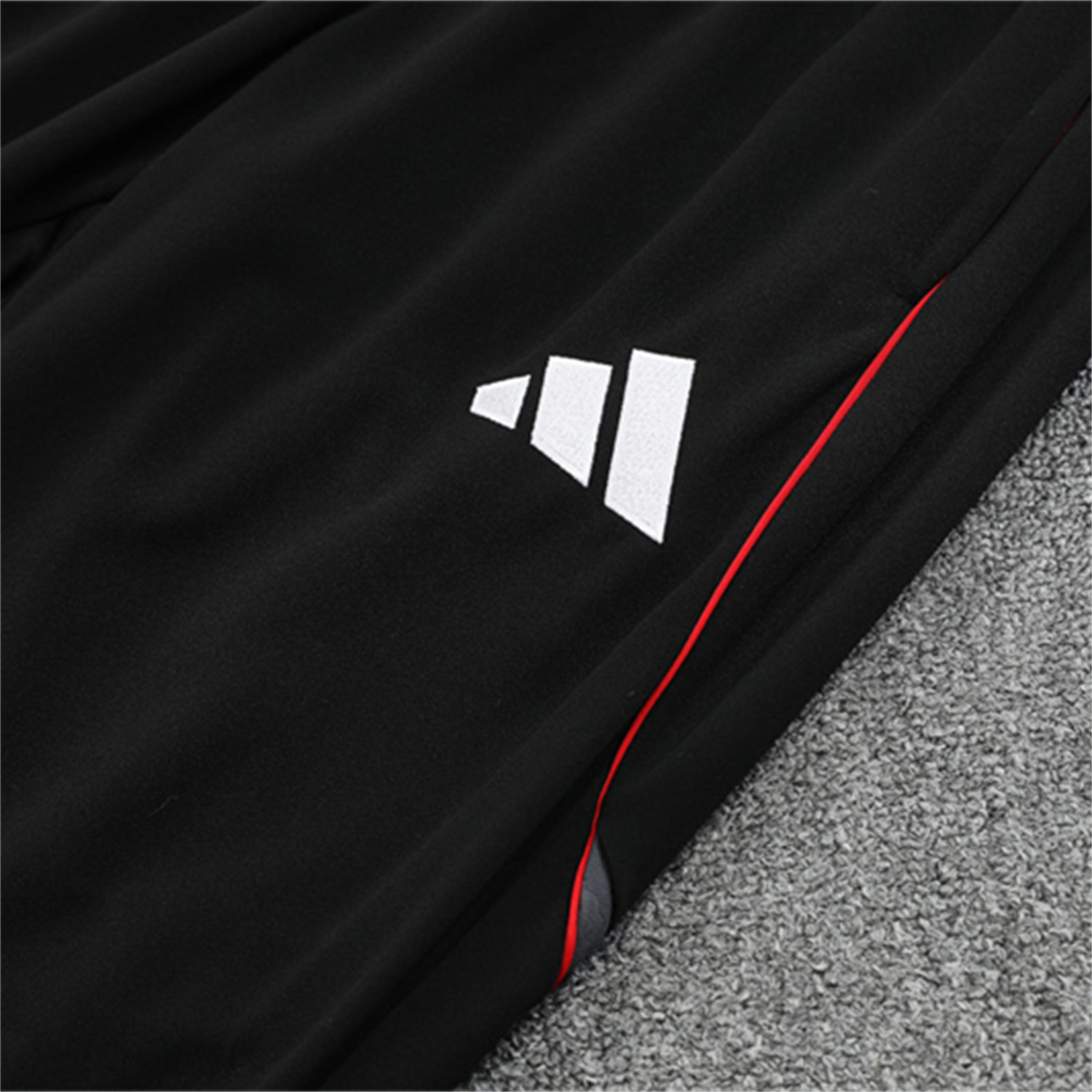 TKH-turbokithub-Ajax 25-26 Kids Long Sleeve Training Set - White Top and Black Pants