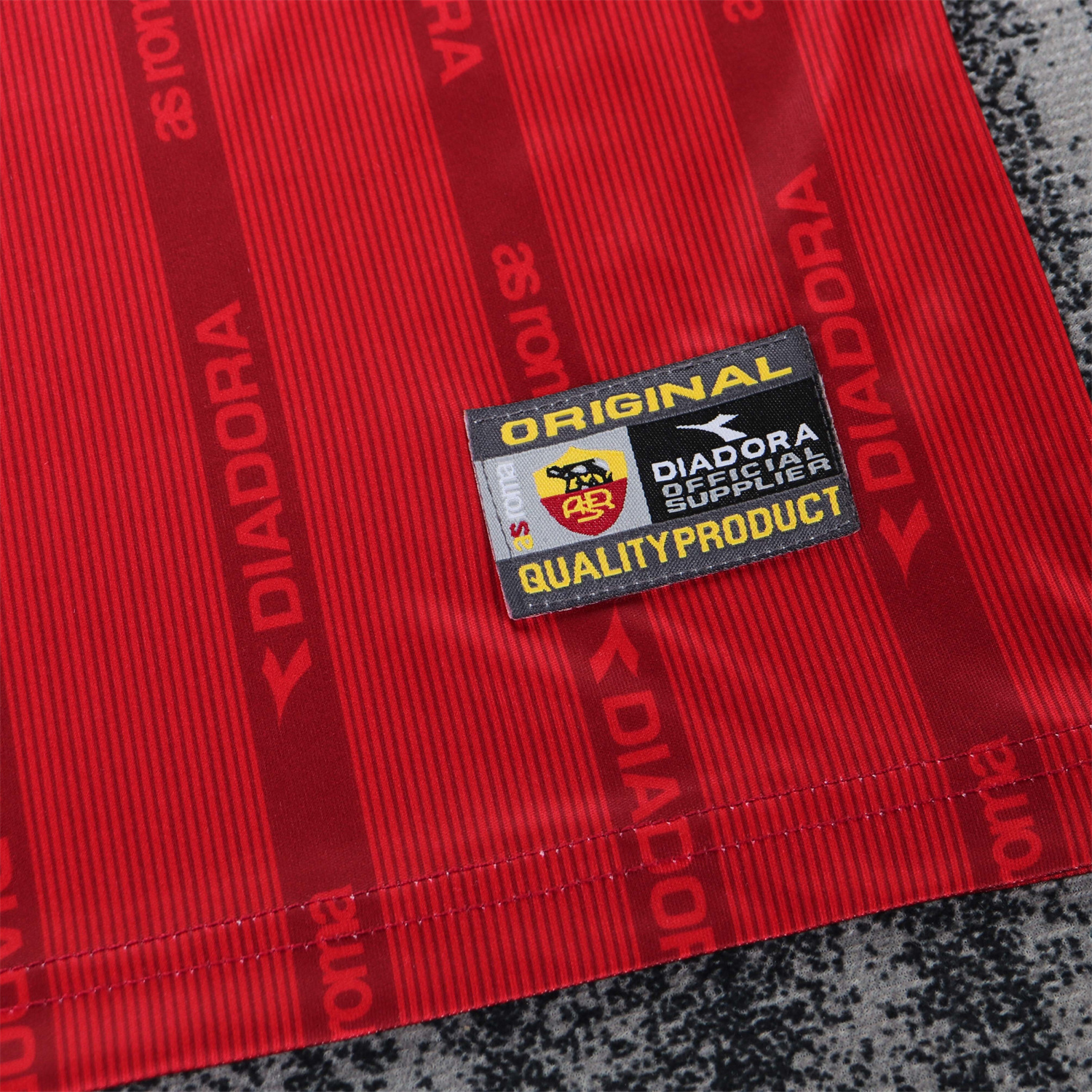 TKH-turbokithub-Retro Roma 1999-00 Home Kids Kit