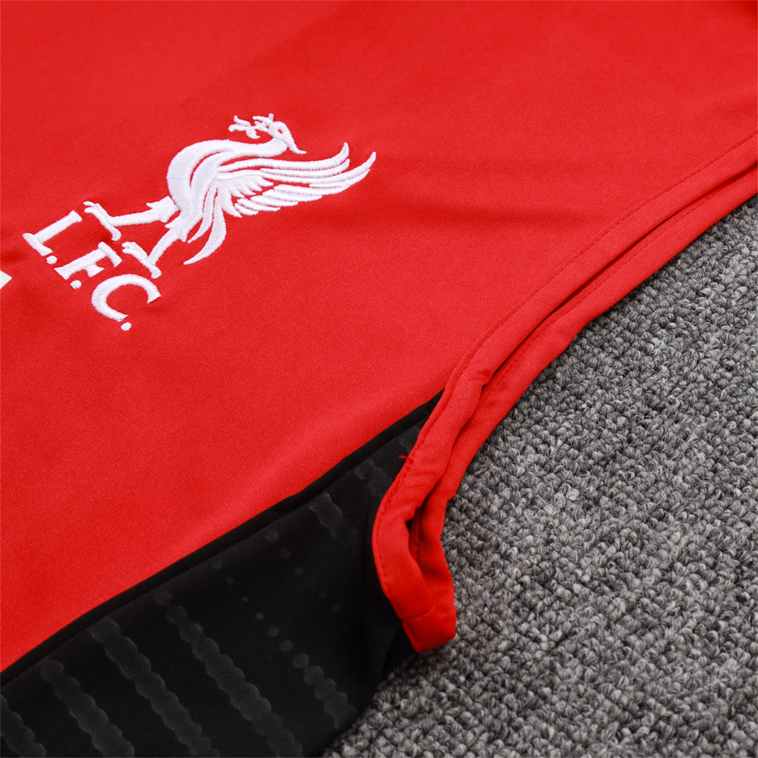 TKH-turbokithub-Liver.pool 25-26 Vest Training Set - Red Vest & Black Shorts