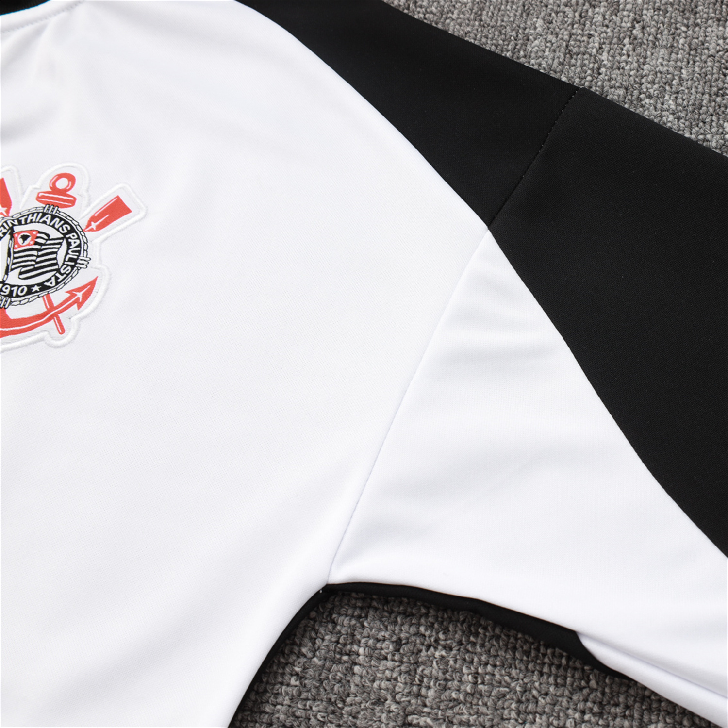 TKH-turbokithub-Corinthians 25-26 Jacket Training Tracksuit - White Jackets & Black Pants