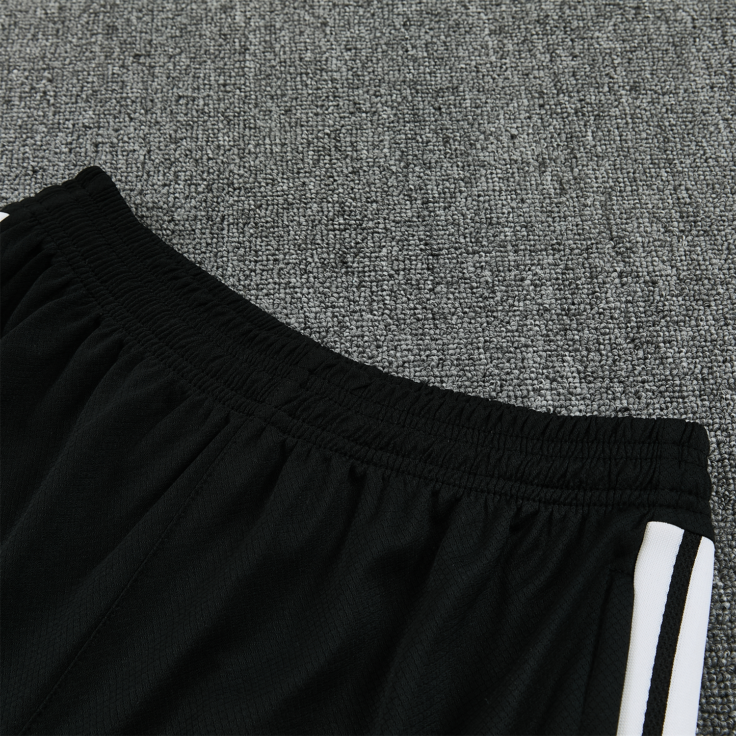 TKH-turbokithub-Germany 2026 Short-Sleeve Training Set - Black With Red Top & Black With Red Pants