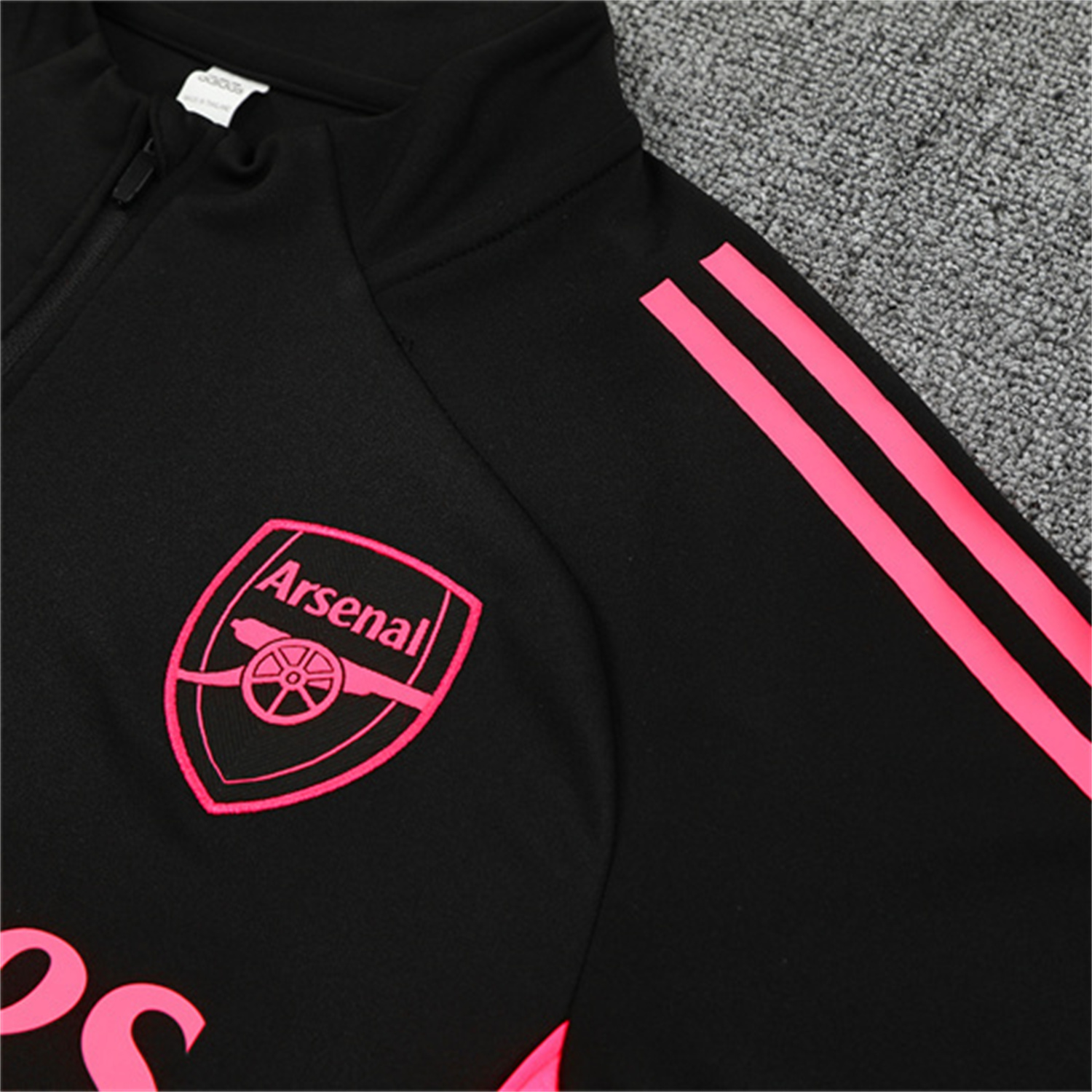 TKH-turbokithub-Arsenal 25-26 Long Sleeve Training Set - Pink Logo Black Top & Black Pants