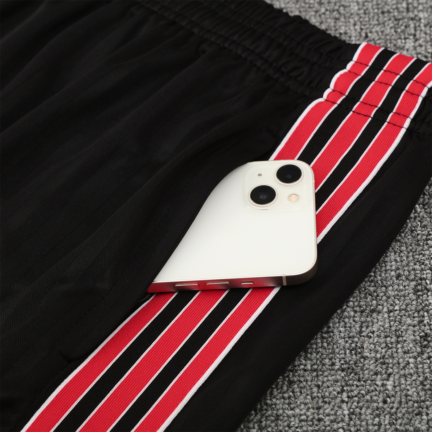 TKH-turbokithub-Flamengo 25-26 Short-Sleeve Training Set - Red Vest & Black Shorts