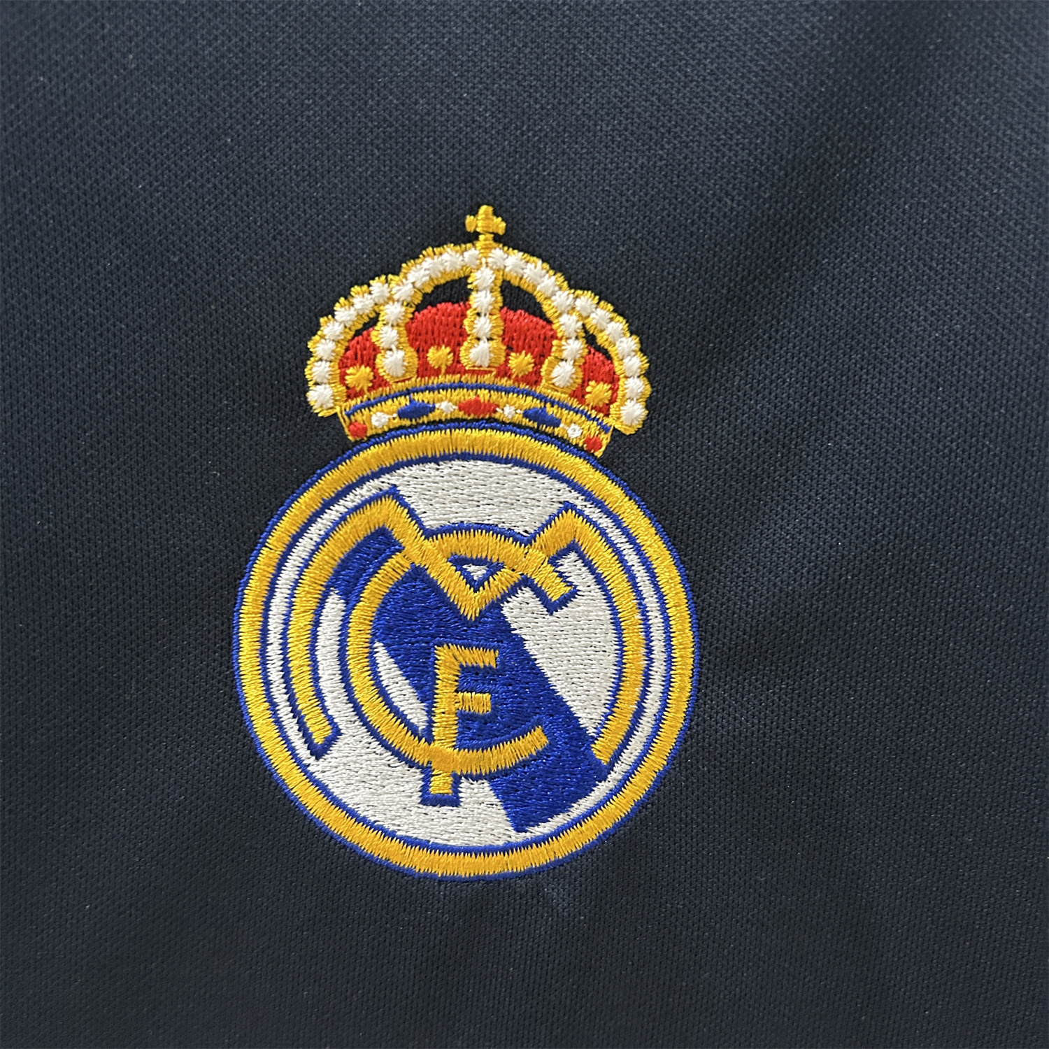 TKH-turbokithub-Retro Real Madrid 2003-04 Away Jersey