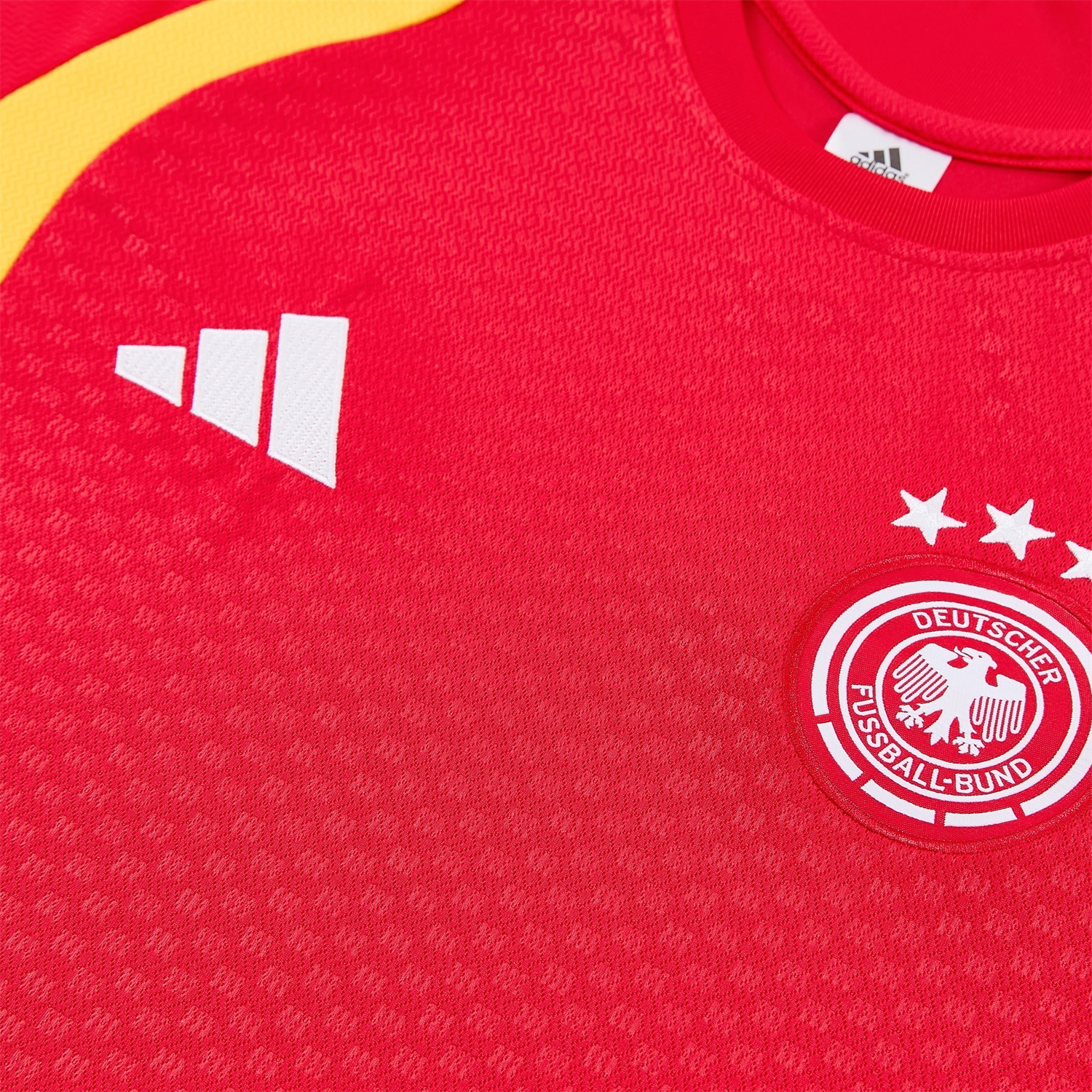 TKH-turbokithub-Germany 2026 Short-Sleeve Training Set - Red Top and Black Shorts