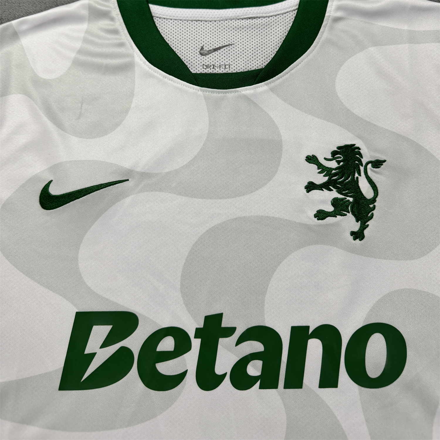 TKH-turbokithub-Sporting CP 25-26 Away Jersey - Fans Version