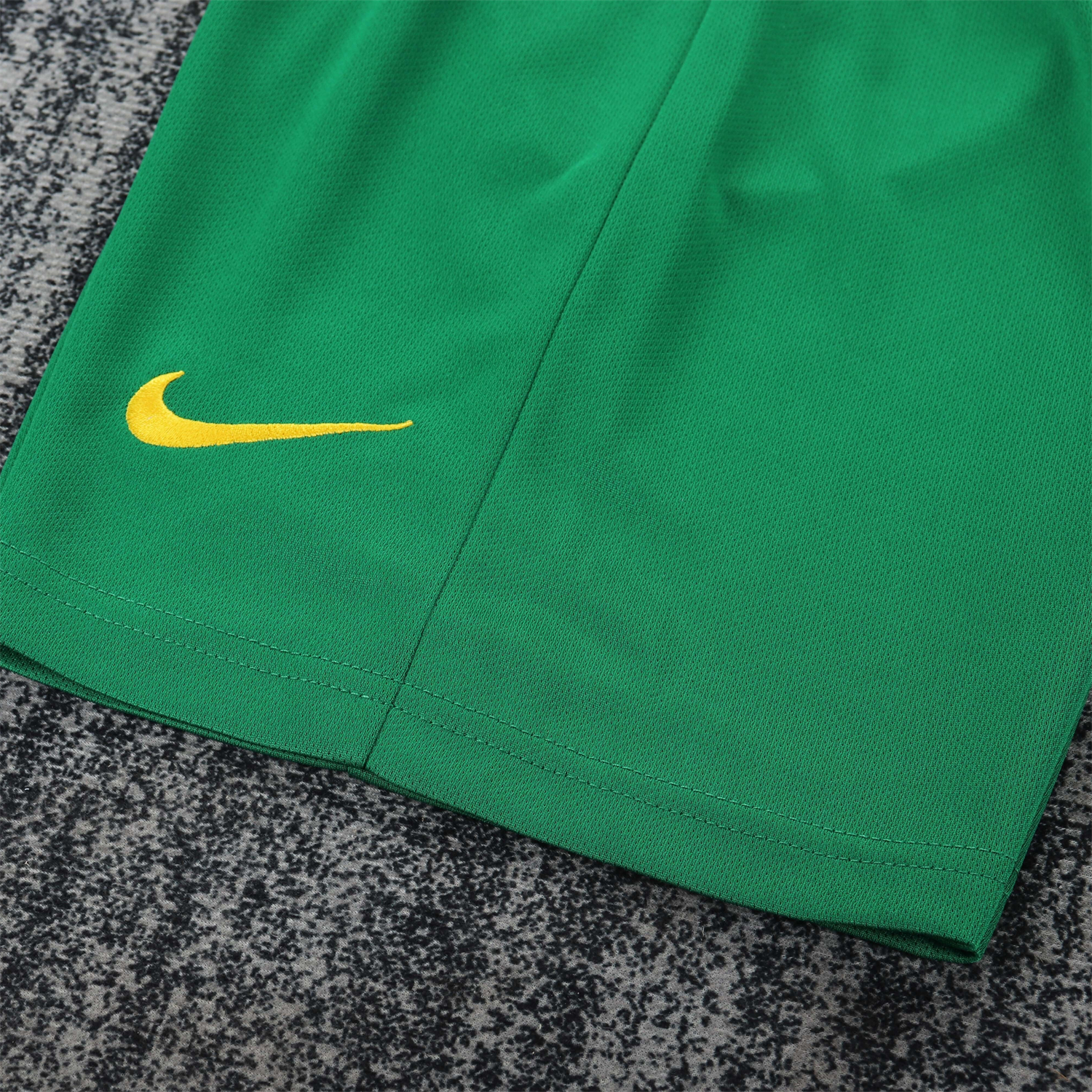 TKH-turbokithub-Retro Portugal 2004 Home Long Sleeves Kids Kit