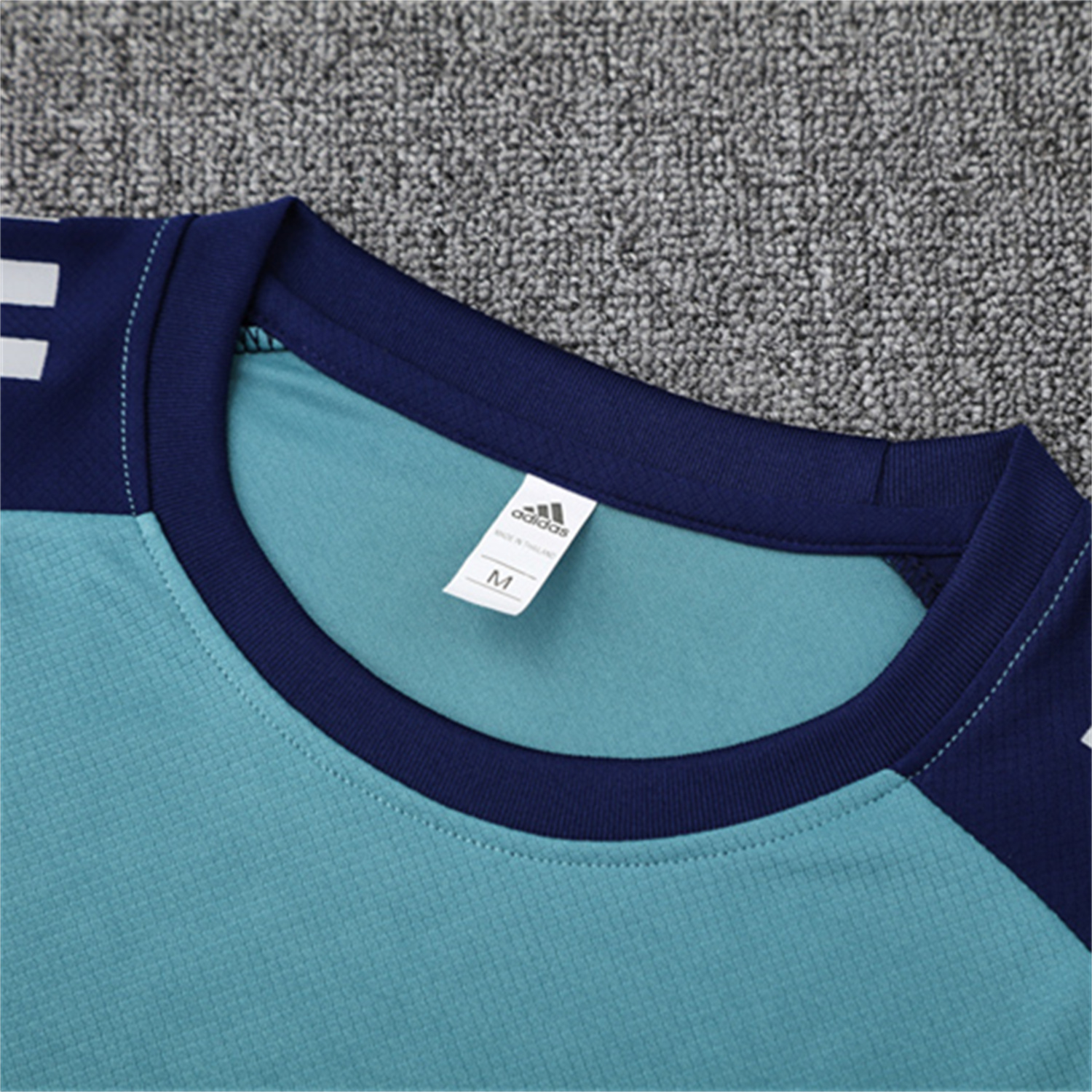 TKH-turbokithub-Arsenal 25-26 Short-Sleeve Training Set - Green Top and Deep Blue Shorts