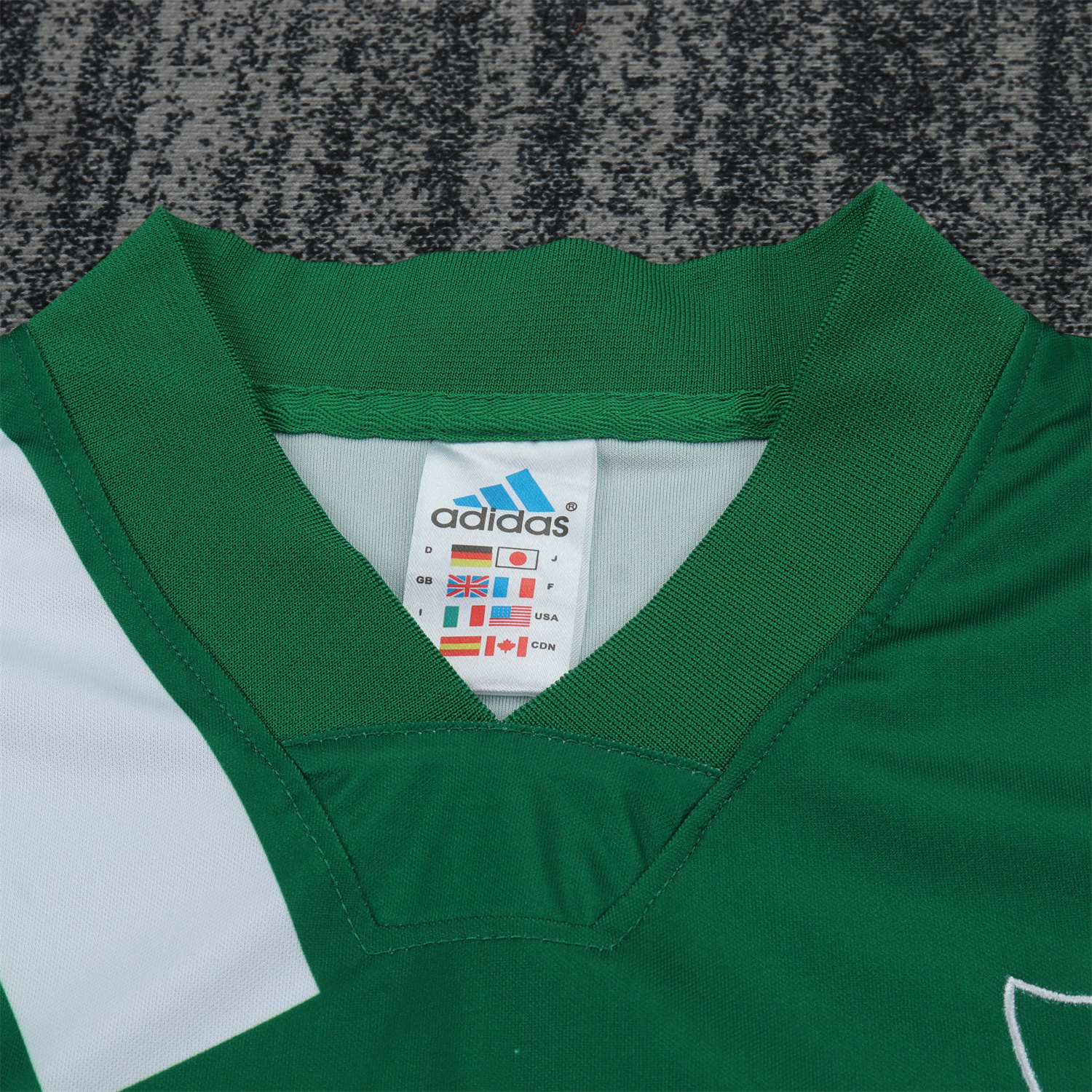 TKH-turbokithub-Retro Liver.pool 1991-92 Away Kids Kit