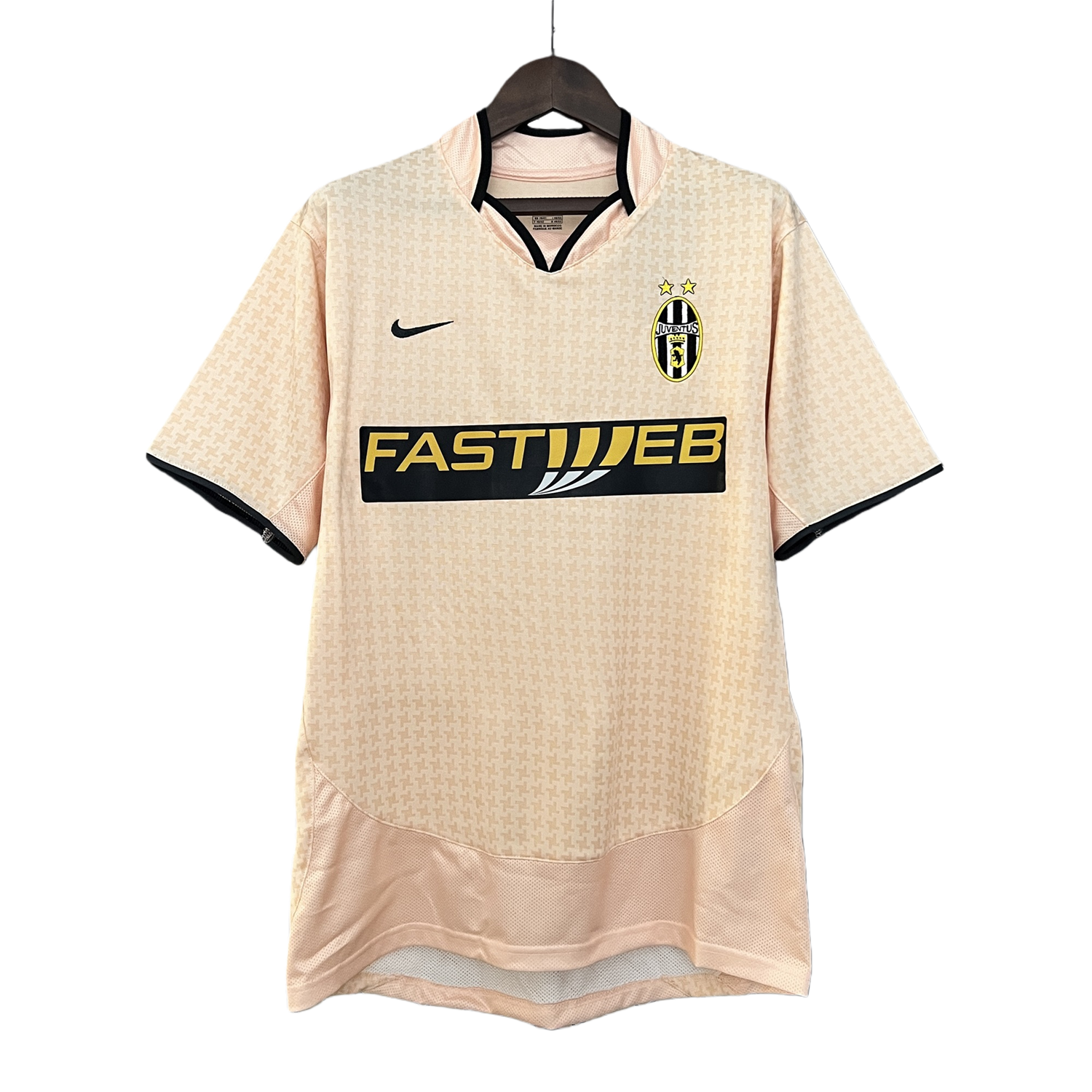 TKH-turbokithub-Retro Juventus 2003-04 Away Jersey