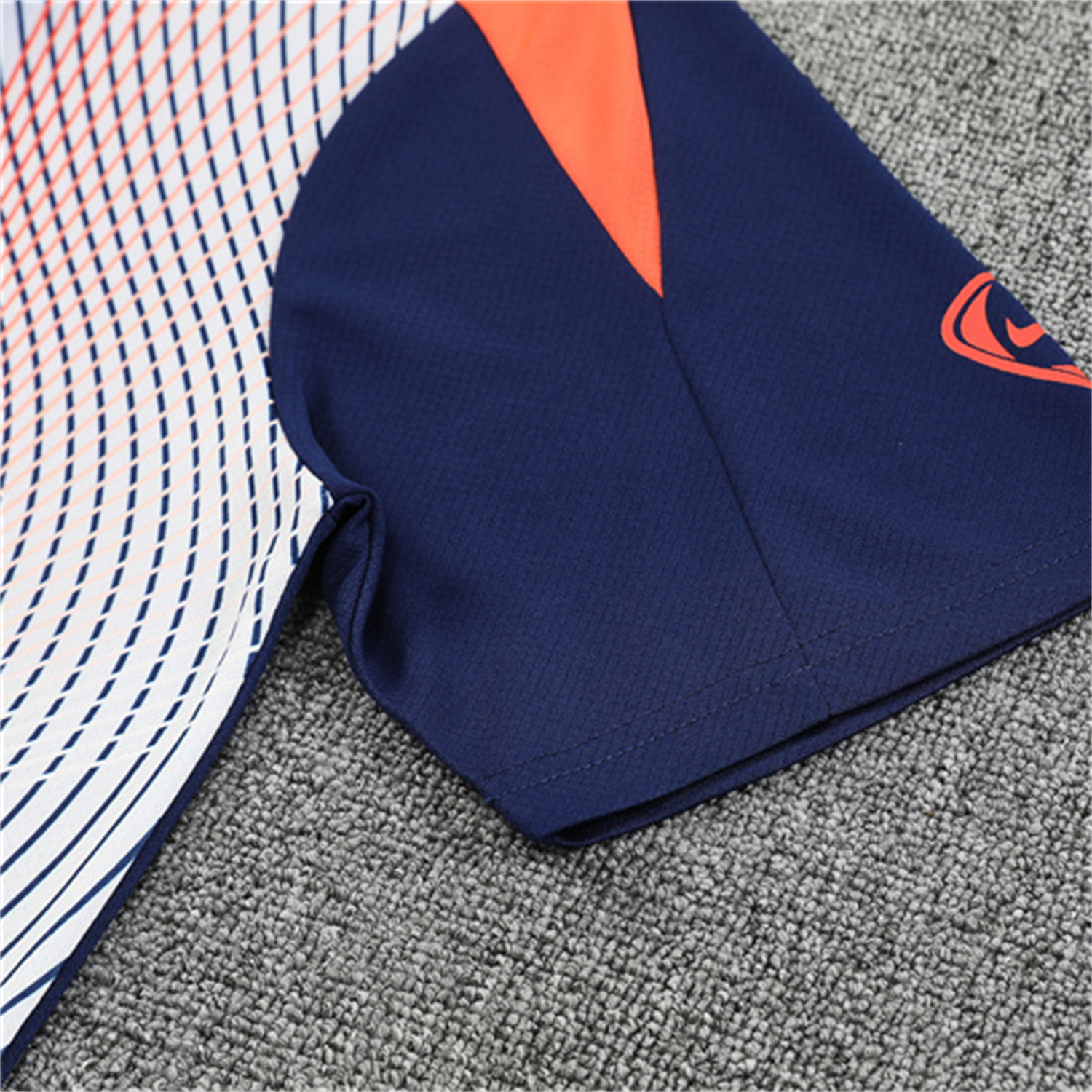 TKH-turbokithub-Barcelona 25-26 Short-Sleeve Training Set - Red Blue Line Top & Blue Shorts