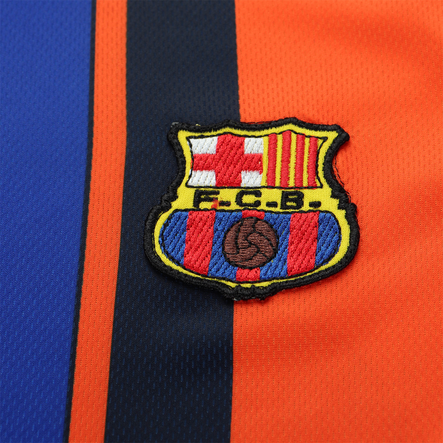 TKH-turbokithub-Retro Barcelona 1997-98 Away Kids Kit
