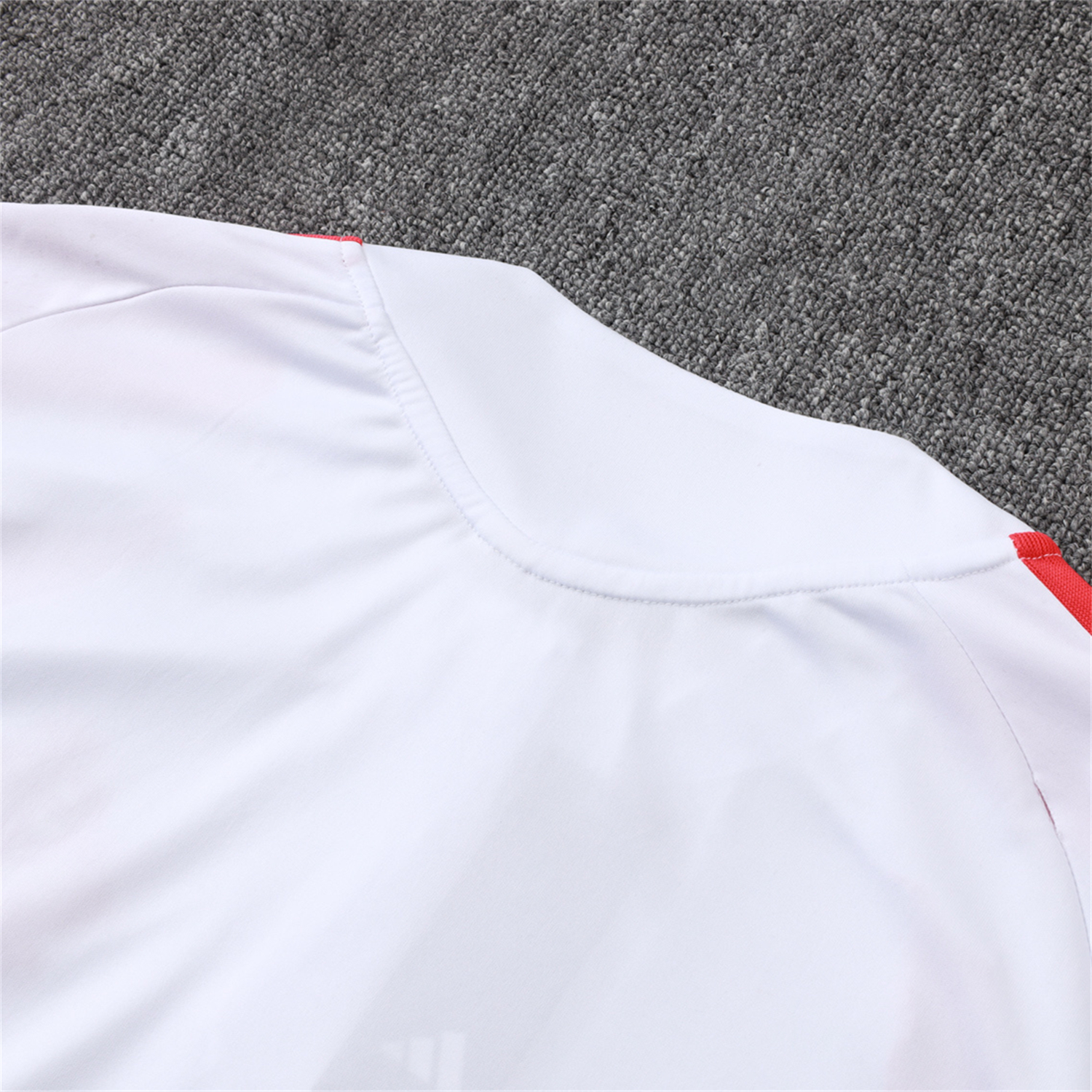 TKH-turbokithub-SC Internacional 2026 Long Sleeve Training Set - White Top & Red Pants