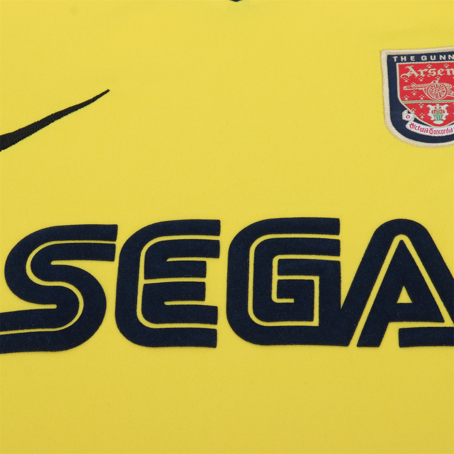 TKH-turbokithub-Retro Arsenal 2000-01 Away Kids Kit