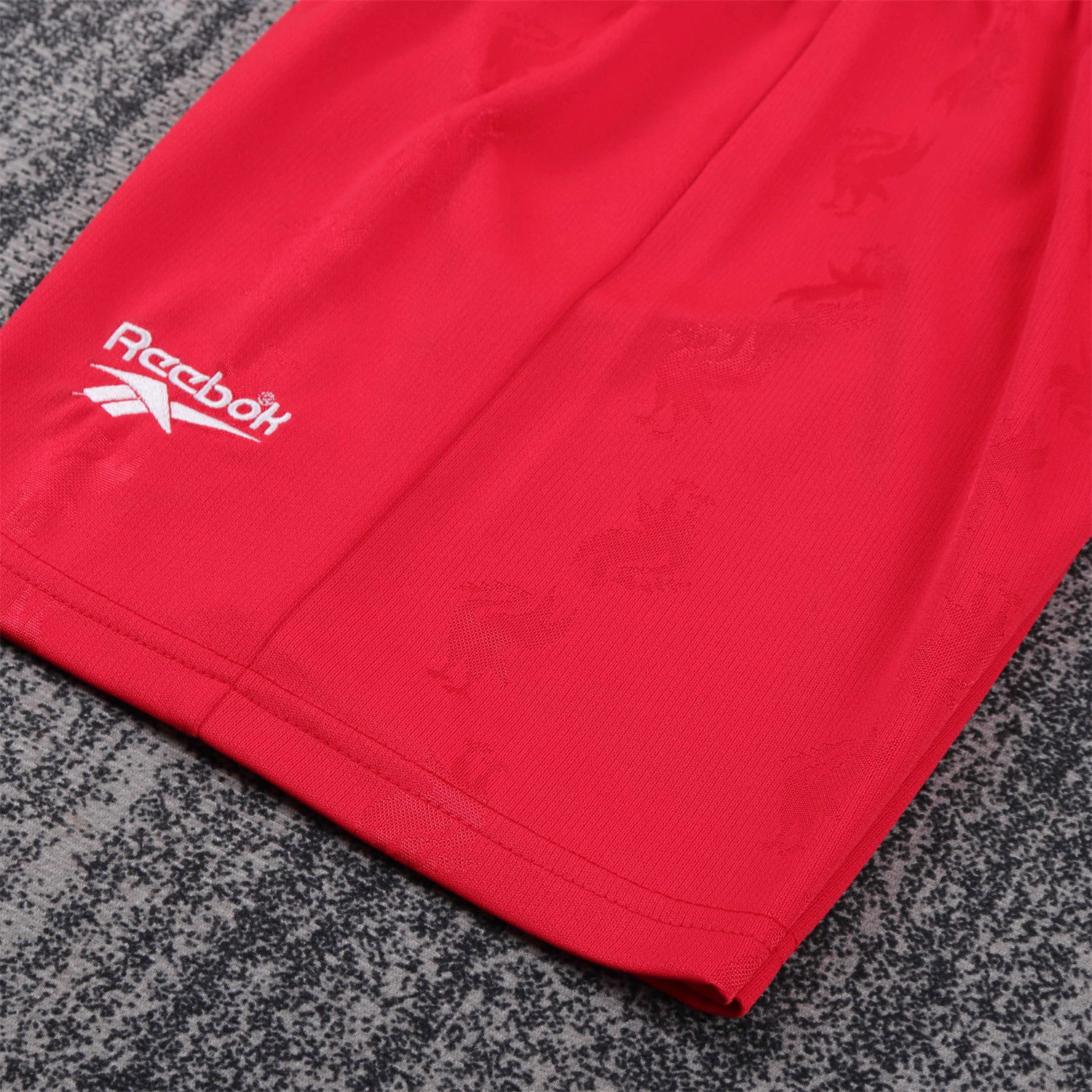 TKH-turbokithub-Retro Liver.pool 1996-97 Home Kids Kit