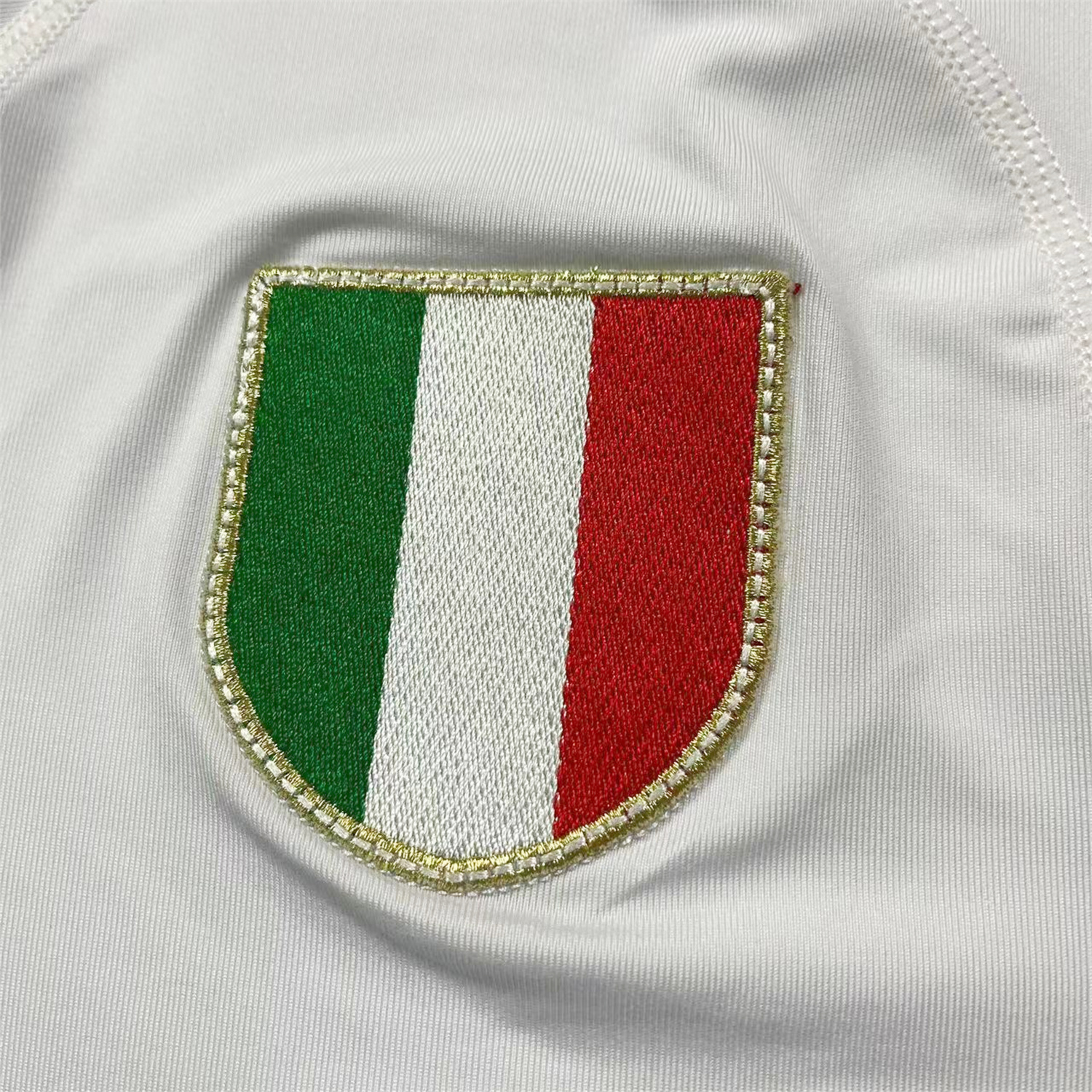 TKH-turbokithub-Retro Roma 2001-02 Away Jersey