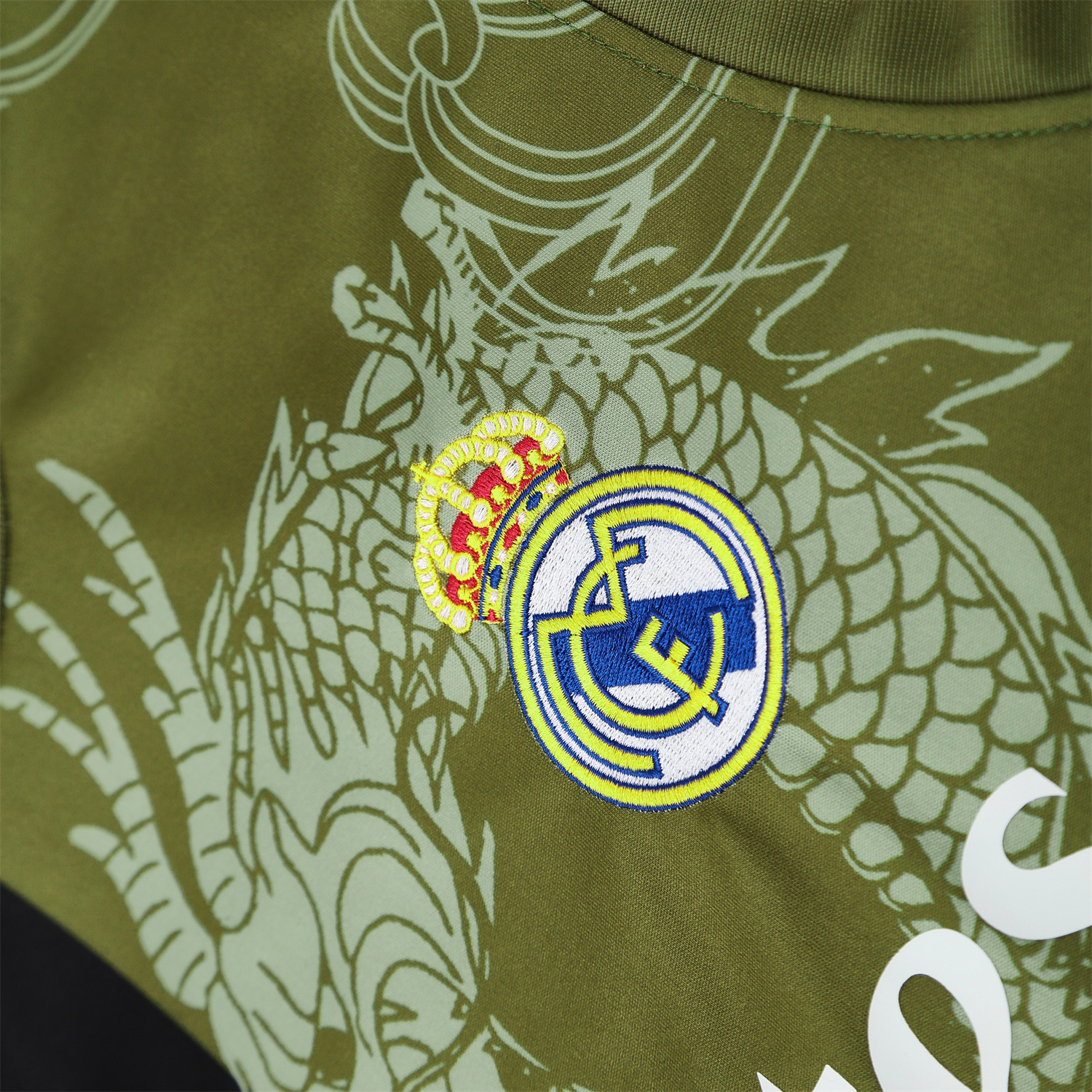 TKH-turbokithub-Real Madrid 25-26 Vest Training Set - Green-Black Dragon Vest & Black-White Shorts