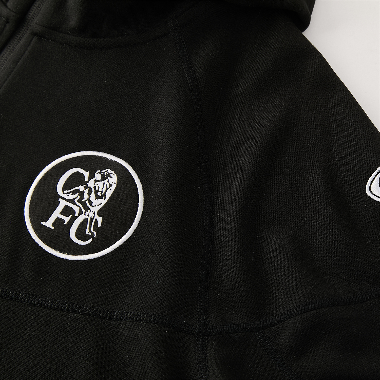 TKH-turbokithub-C.H.E.L.S.E.A 2026 Hooded Windbreaker Training Set - Black Top & Pants
