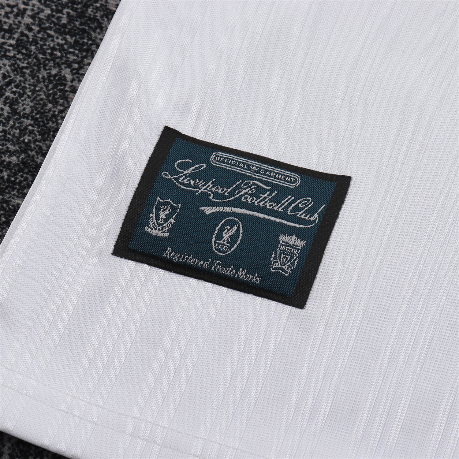 TKH-turbokithub-Retro Liver.pool 1995-96 Away White And Green Kids Kit